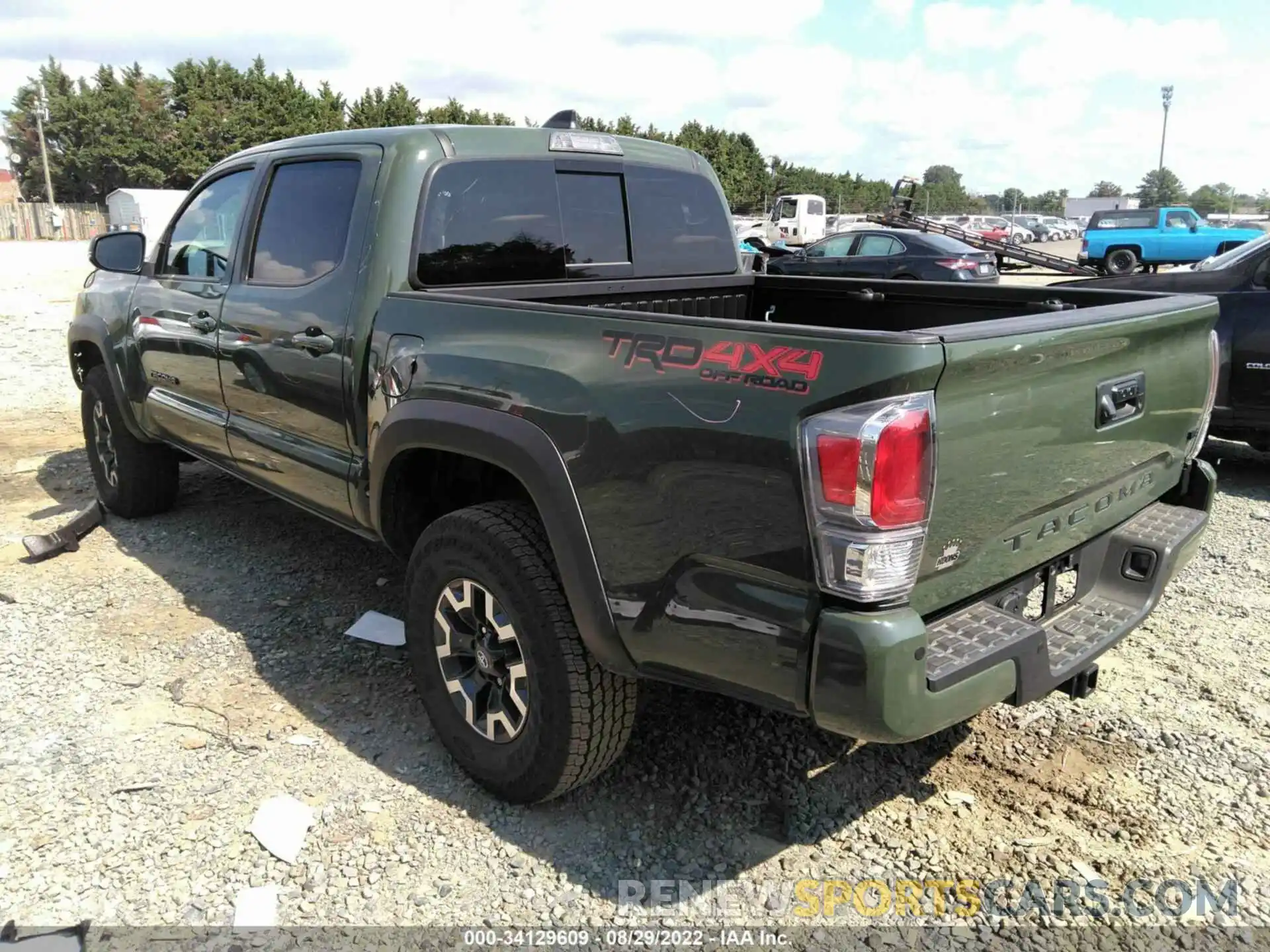 3 Photograph of a damaged car 3TMCZ5AN6NM487901 TOYOTA TACOMA 4WD 2022