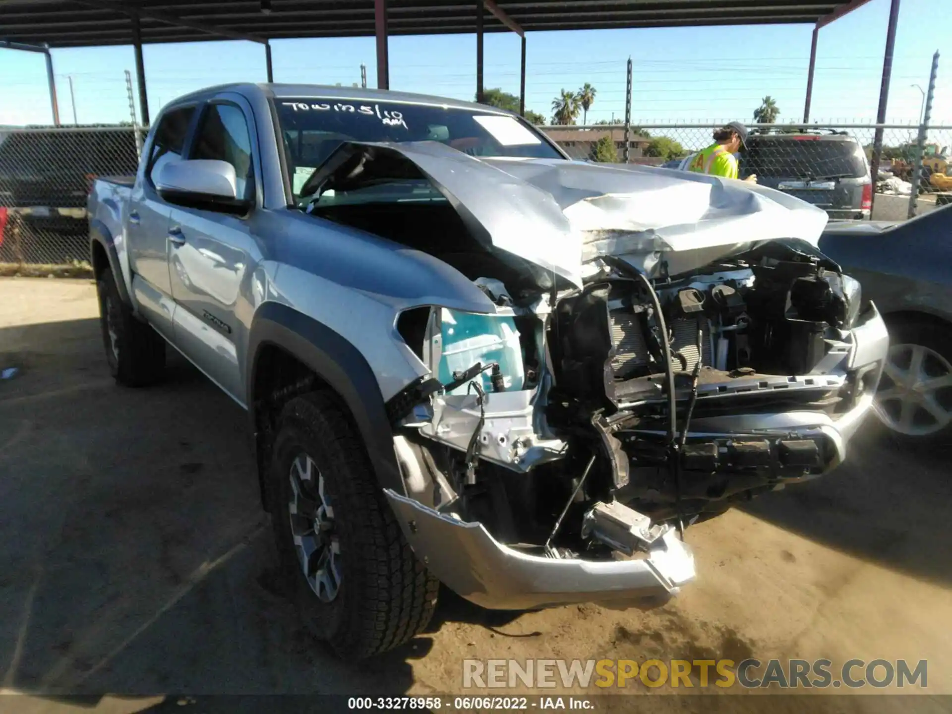 1 Photograph of a damaged car 3TMCZ5AN6NM494718 TOYOTA TACOMA 4WD 2022