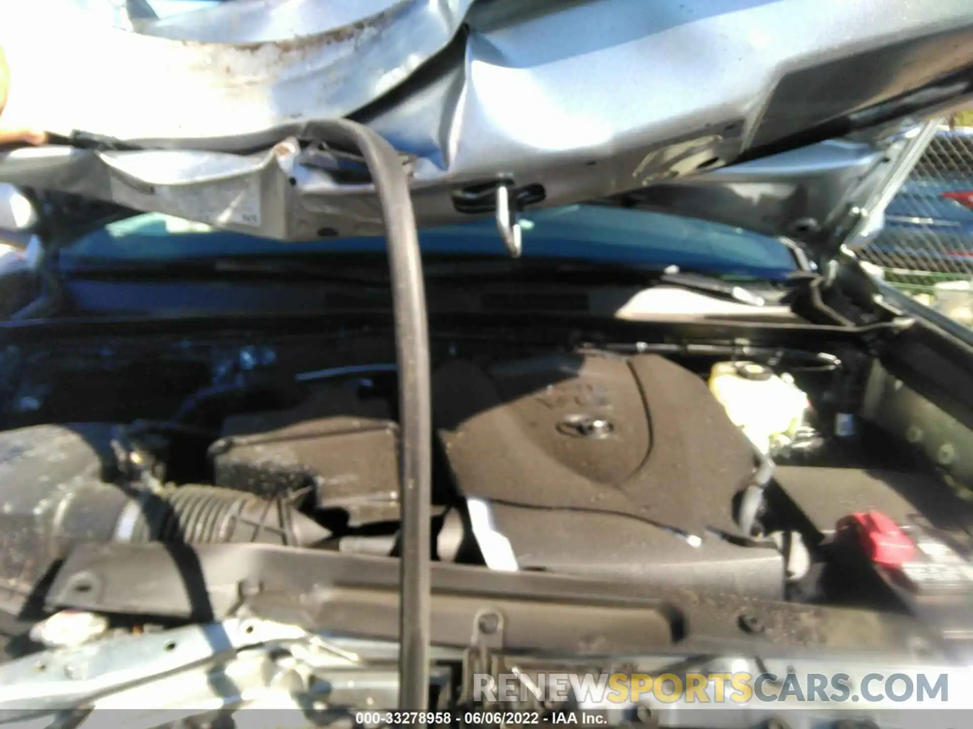 10 Photograph of a damaged car 3TMCZ5AN6NM494718 TOYOTA TACOMA 4WD 2022