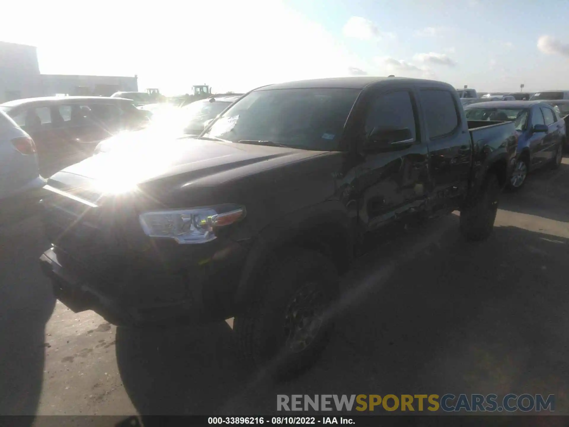 2 Фотография поврежденного автомобиля 3TMCZ5AN7NM505693 TOYOTA TACOMA 4WD 2022