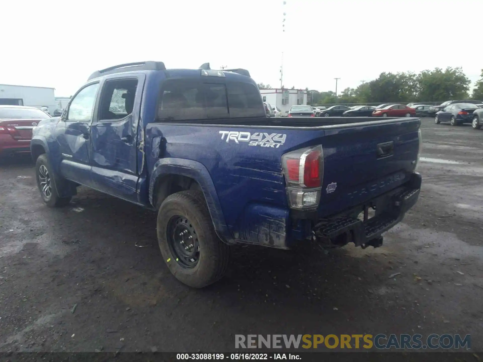 3 Photograph of a damaged car 3TMCZ5AN8NM467911 TOYOTA TACOMA 4WD 2022