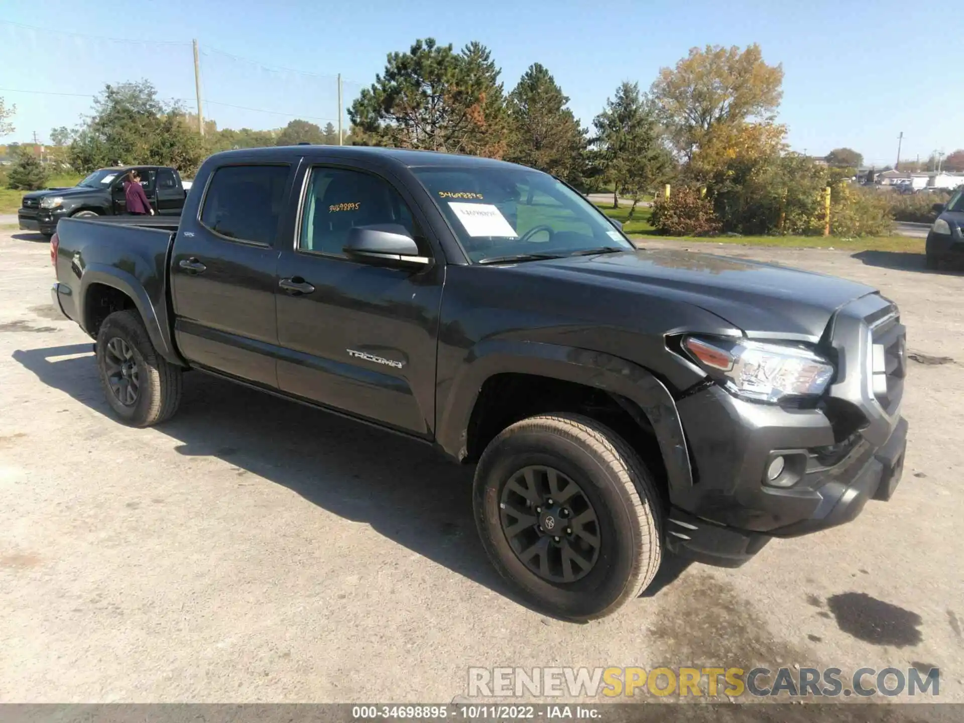 1 Фотография поврежденного автомобиля 3TMCZ5AN8NM511017 TOYOTA TACOMA 4WD 2022