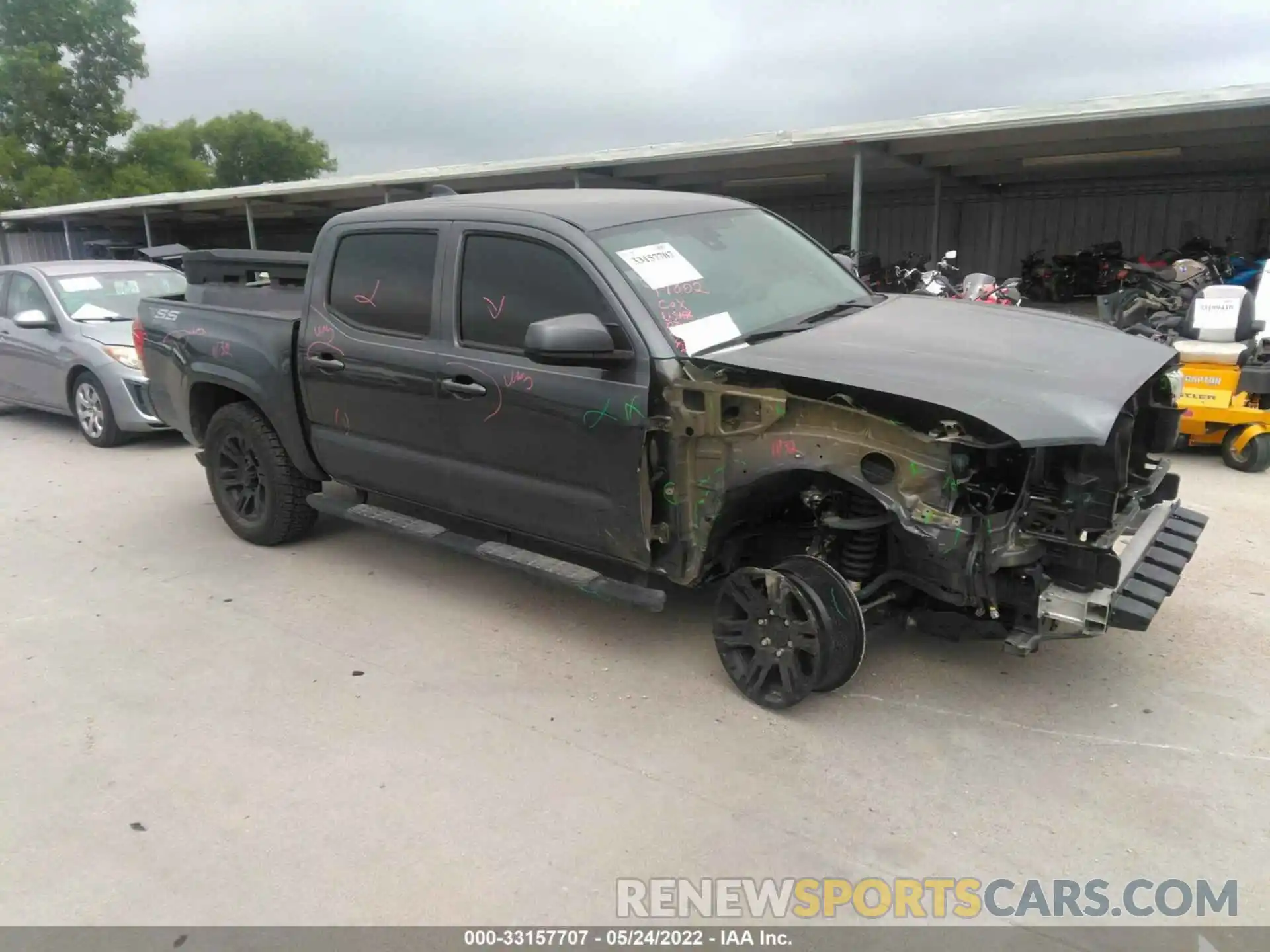 1 Photograph of a damaged car 3TMCZ5AN9NM454729 TOYOTA TACOMA 4WD 2022