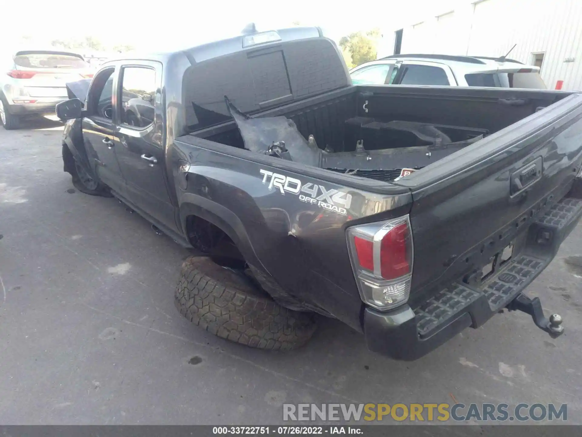 3 Photograph of a damaged car 3TMCZ5AN9NM487746 TOYOTA TACOMA 4WD 2022