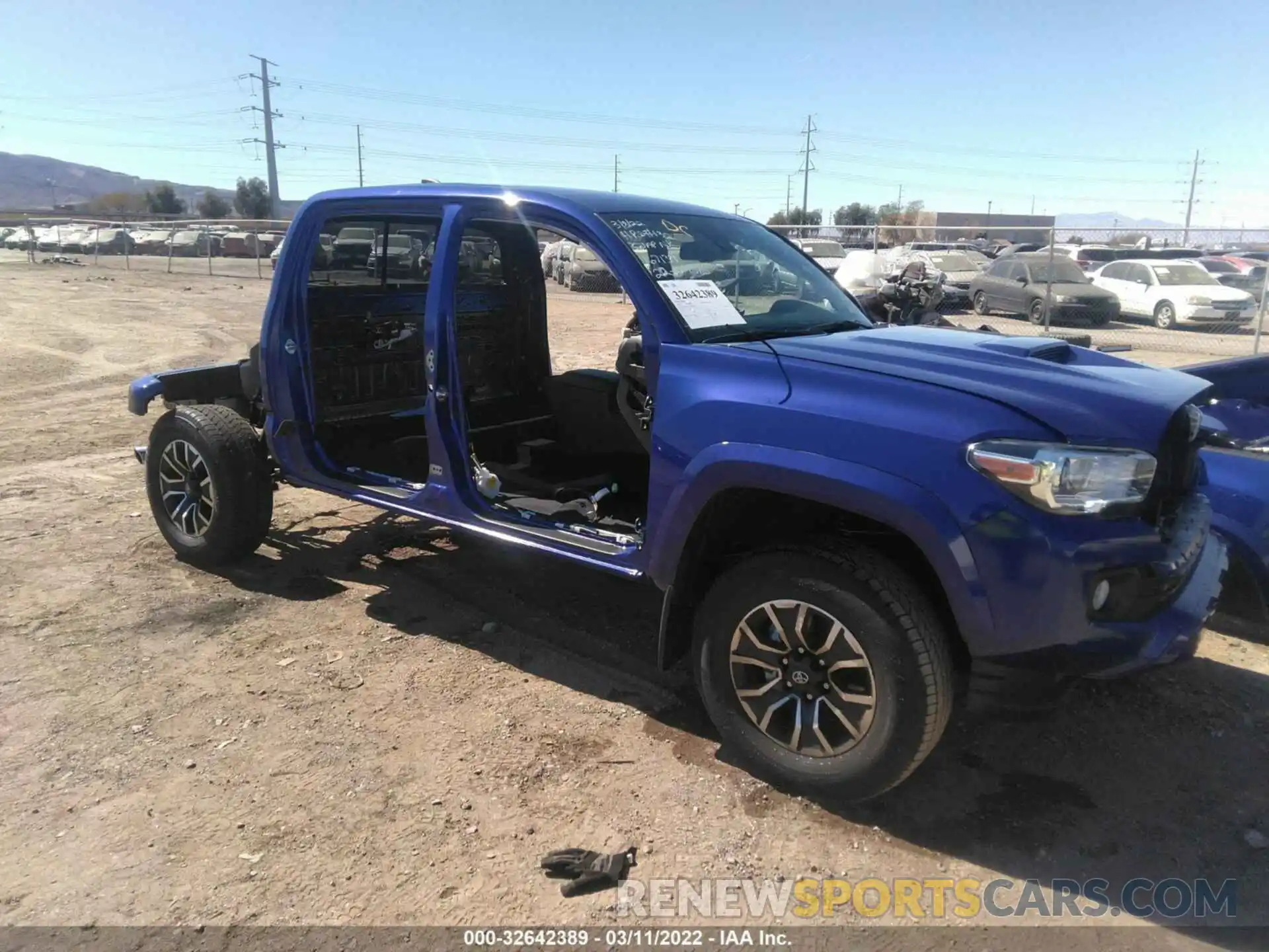 1 Photograph of a damaged car 3TMCZ5AN9NM488010 TOYOTA TACOMA 4WD 2022