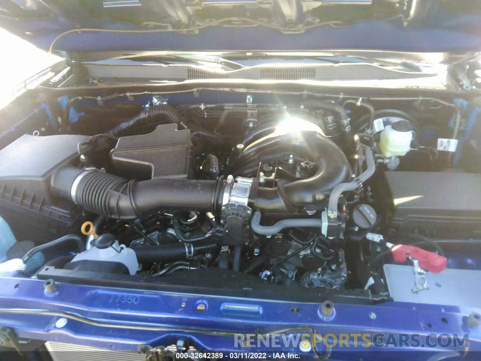 10 Photograph of a damaged car 3TMCZ5AN9NM488010 TOYOTA TACOMA 4WD 2022