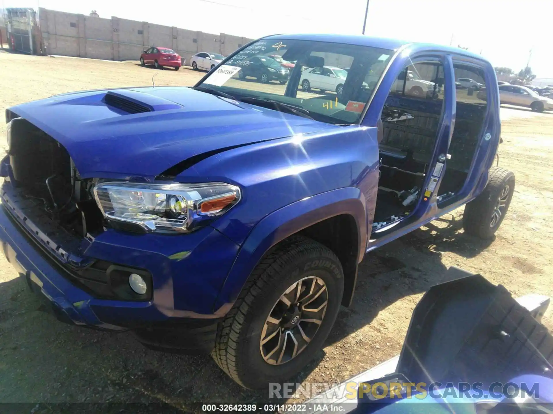 2 Photograph of a damaged car 3TMCZ5AN9NM488010 TOYOTA TACOMA 4WD 2022