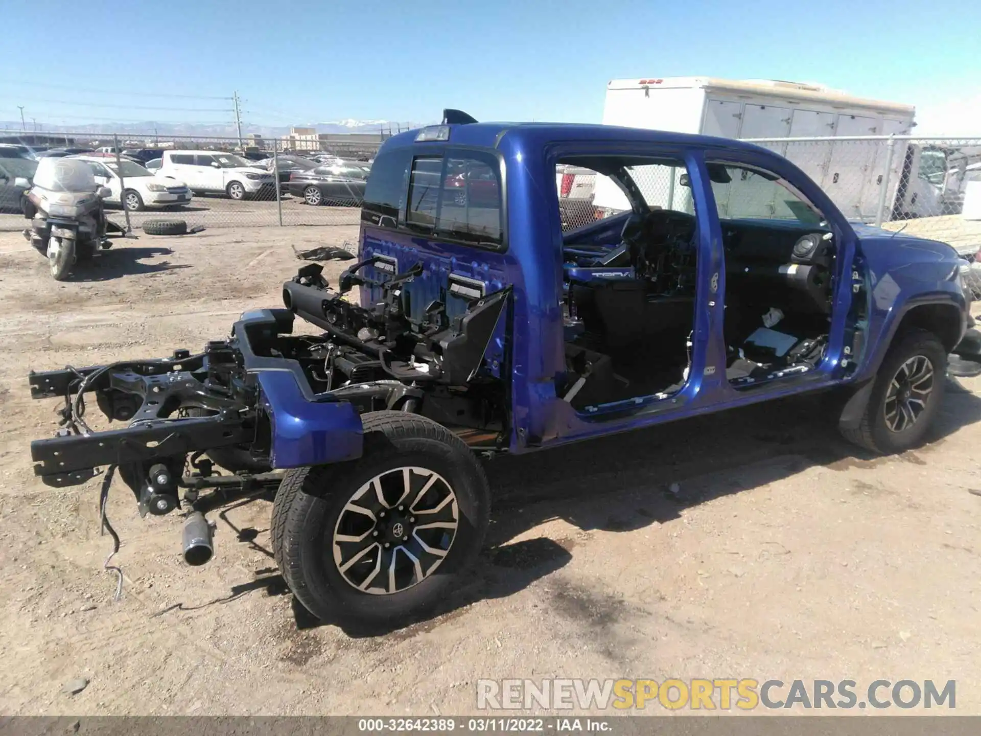 6 Photograph of a damaged car 3TMCZ5AN9NM488010 TOYOTA TACOMA 4WD 2022