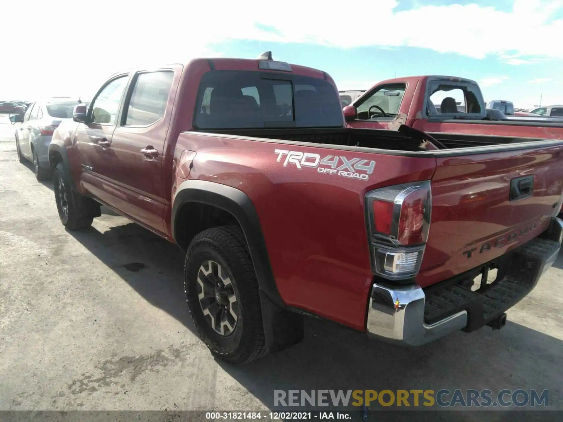 3 Photograph of a damaged car 3TMCZ5ANXNM456991 TOYOTA TACOMA 4WD 2022