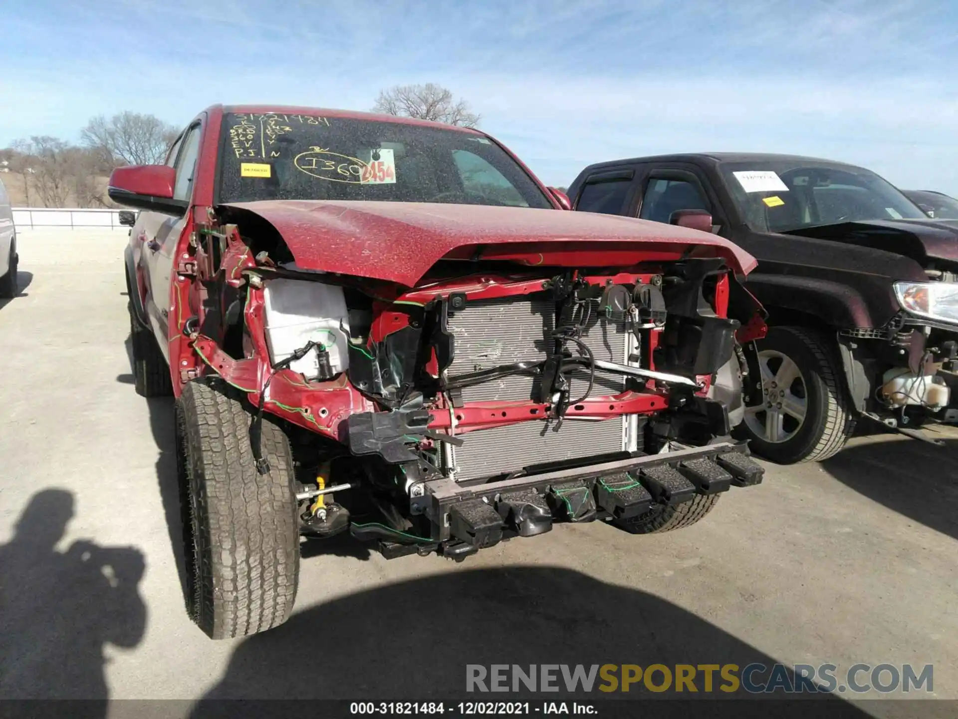 6 Photograph of a damaged car 3TMCZ5ANXNM456991 TOYOTA TACOMA 4WD 2022