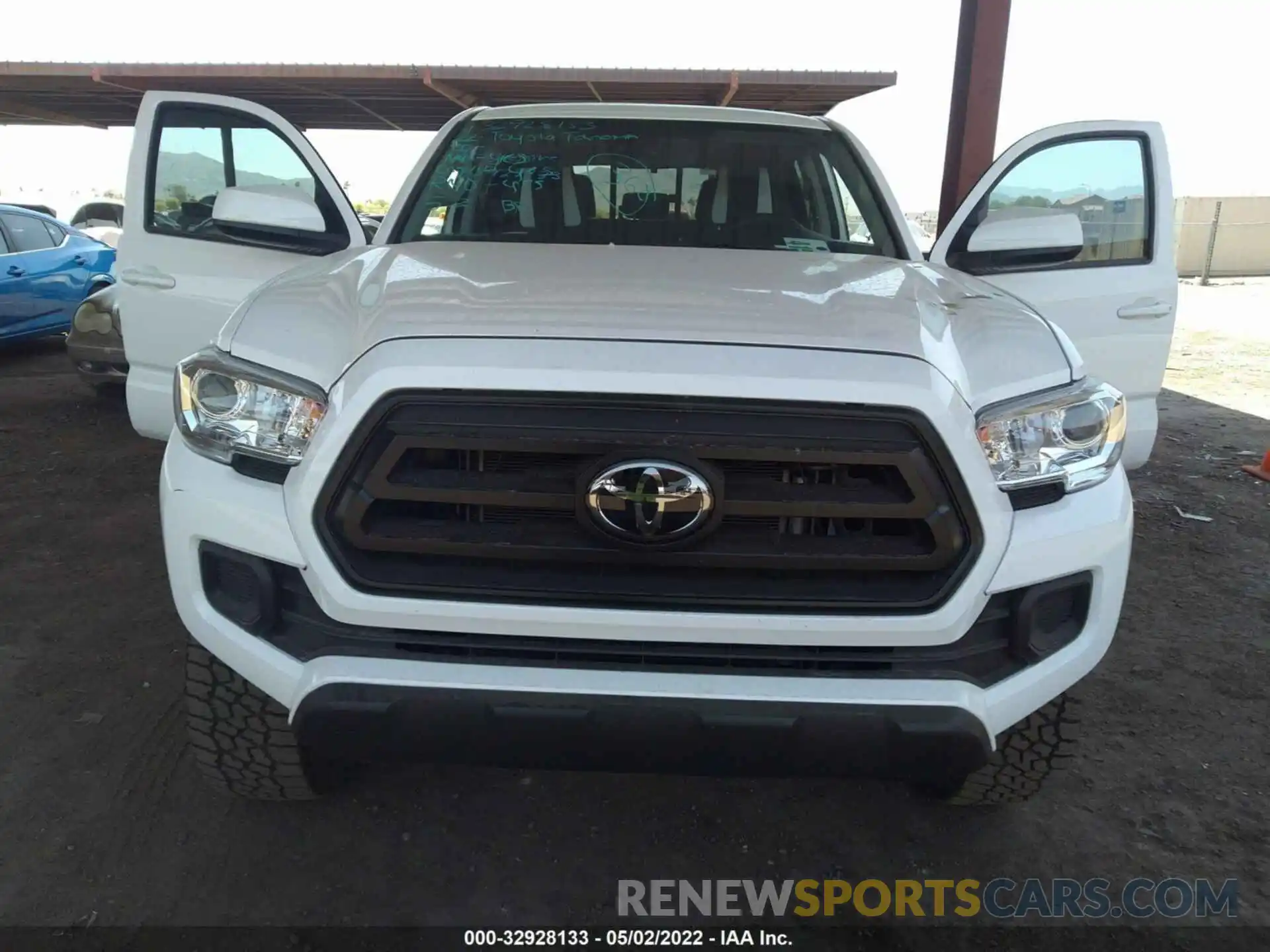 6 Photograph of a damaged car 3TMCZ5ANXNM461642 TOYOTA TACOMA 4WD 2022