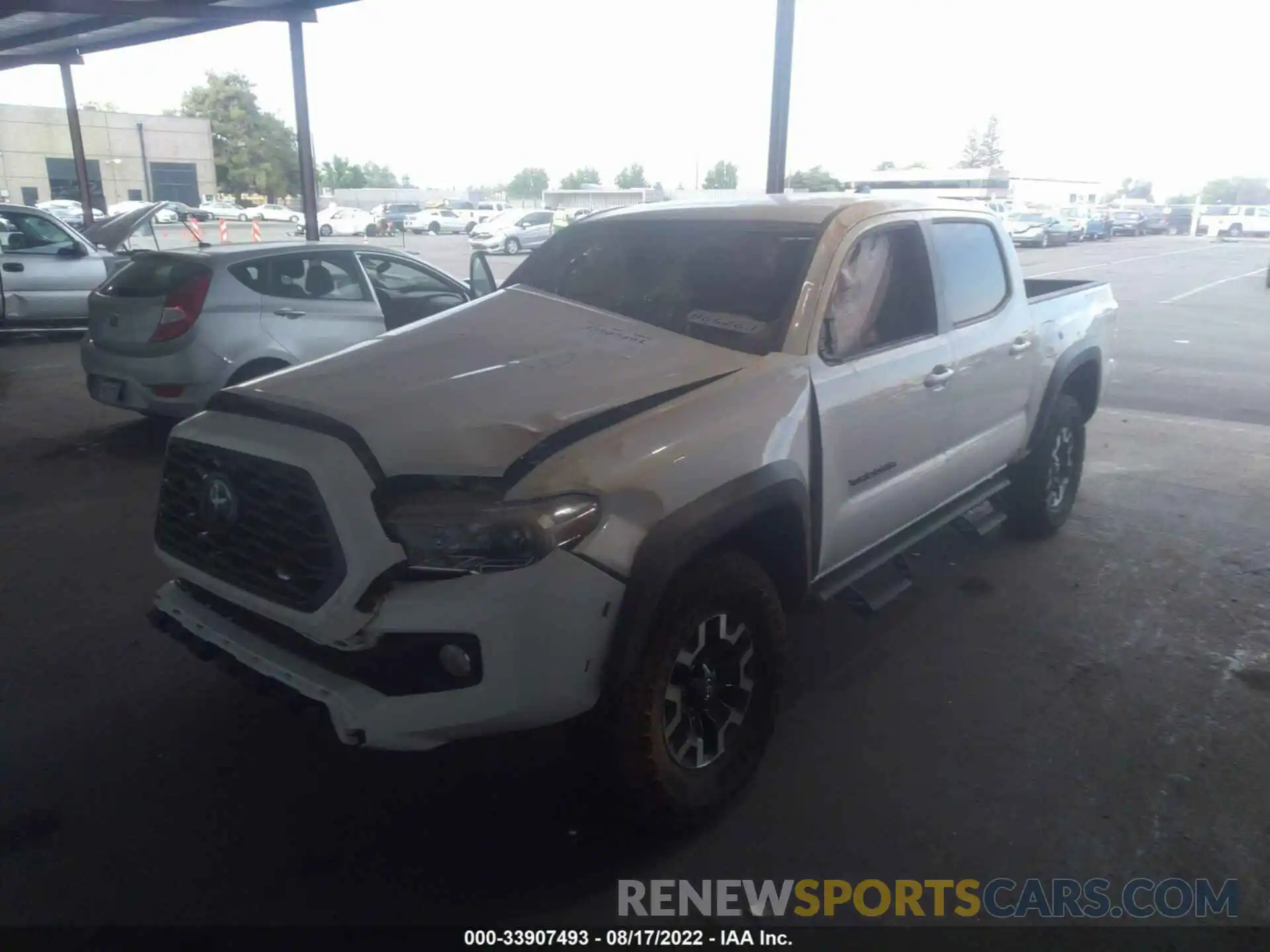 2 Photograph of a damaged car 3TMCZ5ANXNM473080 TOYOTA TACOMA 4WD 2022