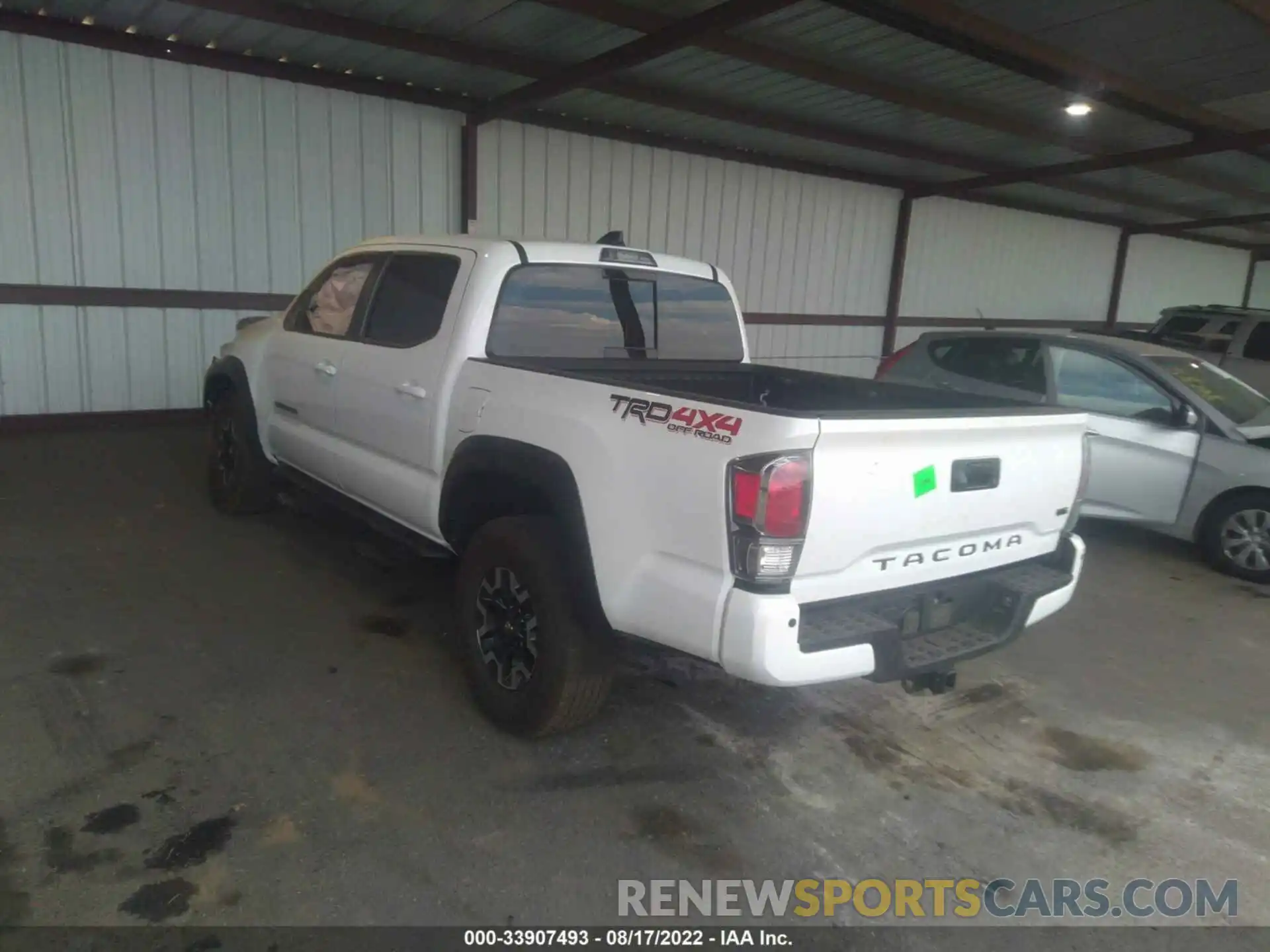 3 Photograph of a damaged car 3TMCZ5ANXNM473080 TOYOTA TACOMA 4WD 2022