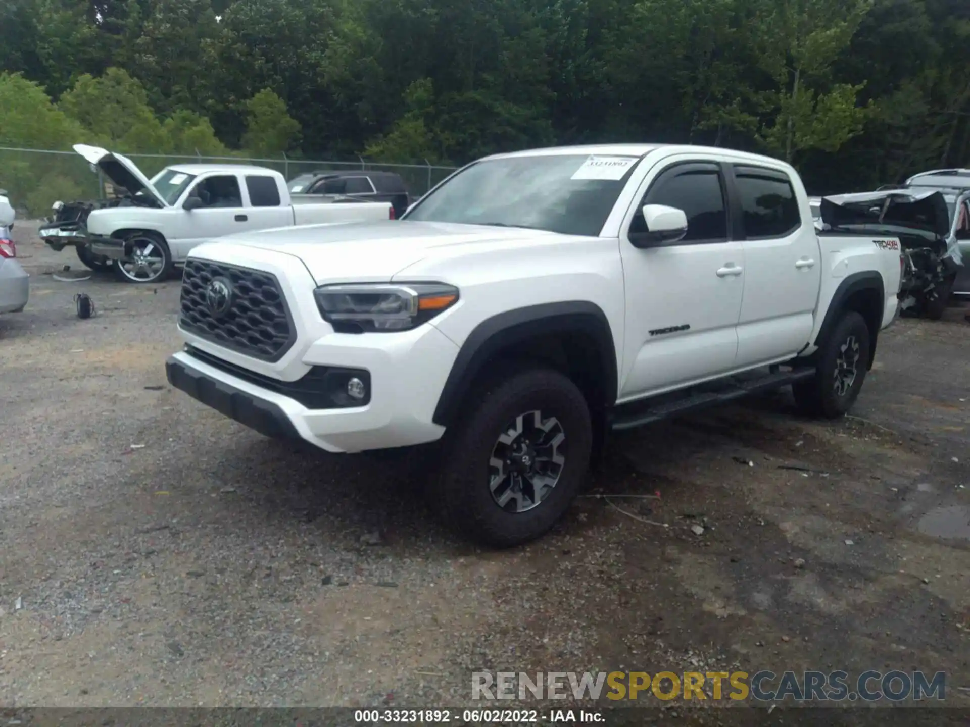 2 Photograph of a damaged car 3TMCZ5ANXNM481101 TOYOTA TACOMA 4WD 2022