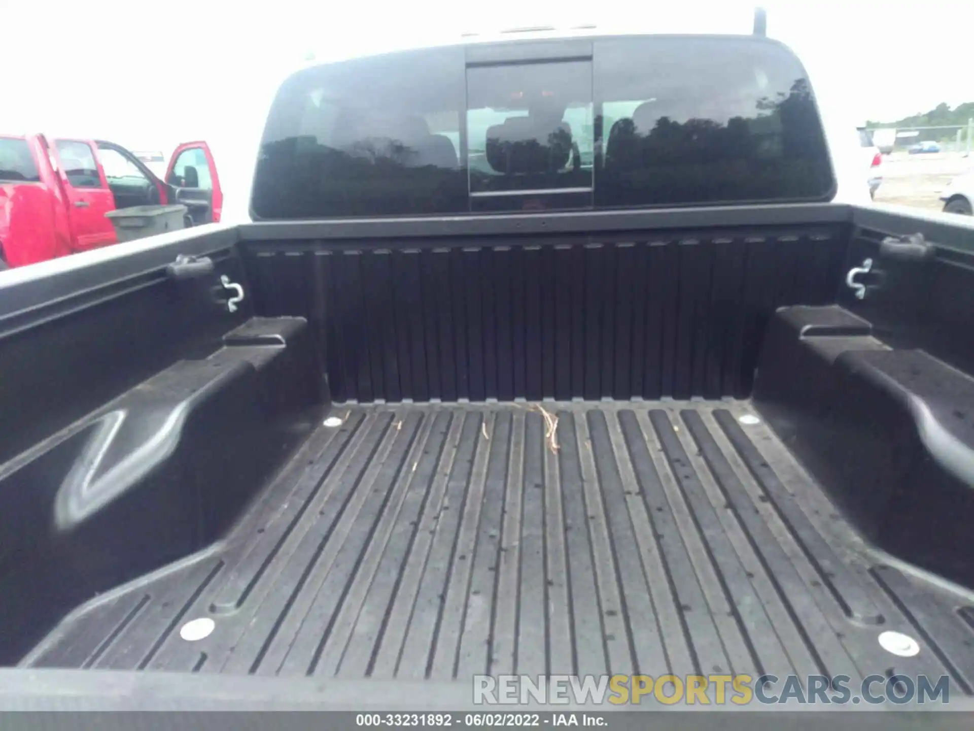 8 Photograph of a damaged car 3TMCZ5ANXNM481101 TOYOTA TACOMA 4WD 2022