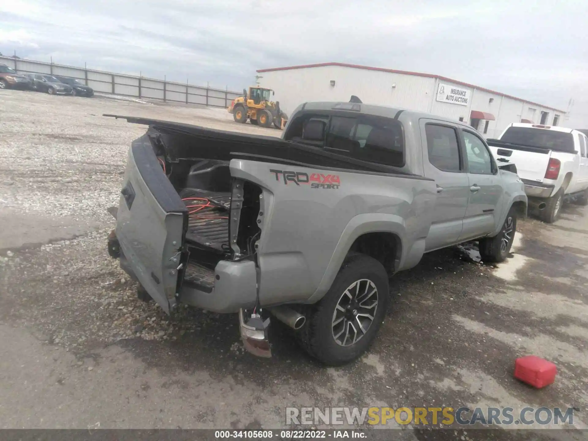 4 Photograph of a damaged car 3TMDZ5BN0NM129499 TOYOTA TACOMA 4WD 2022