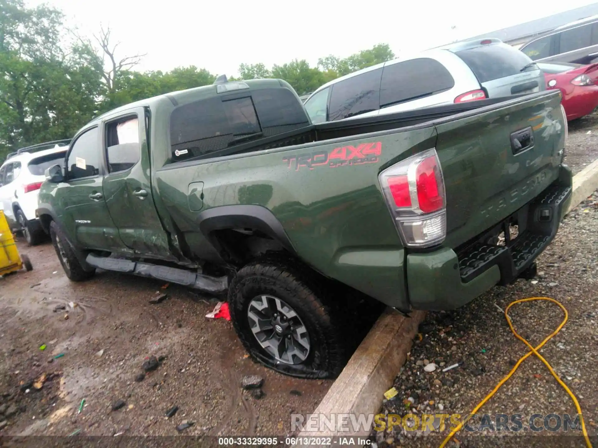 3 Фотография поврежденного автомобиля 3TMDZ5BN3NM127083 TOYOTA TACOMA 4WD 2022