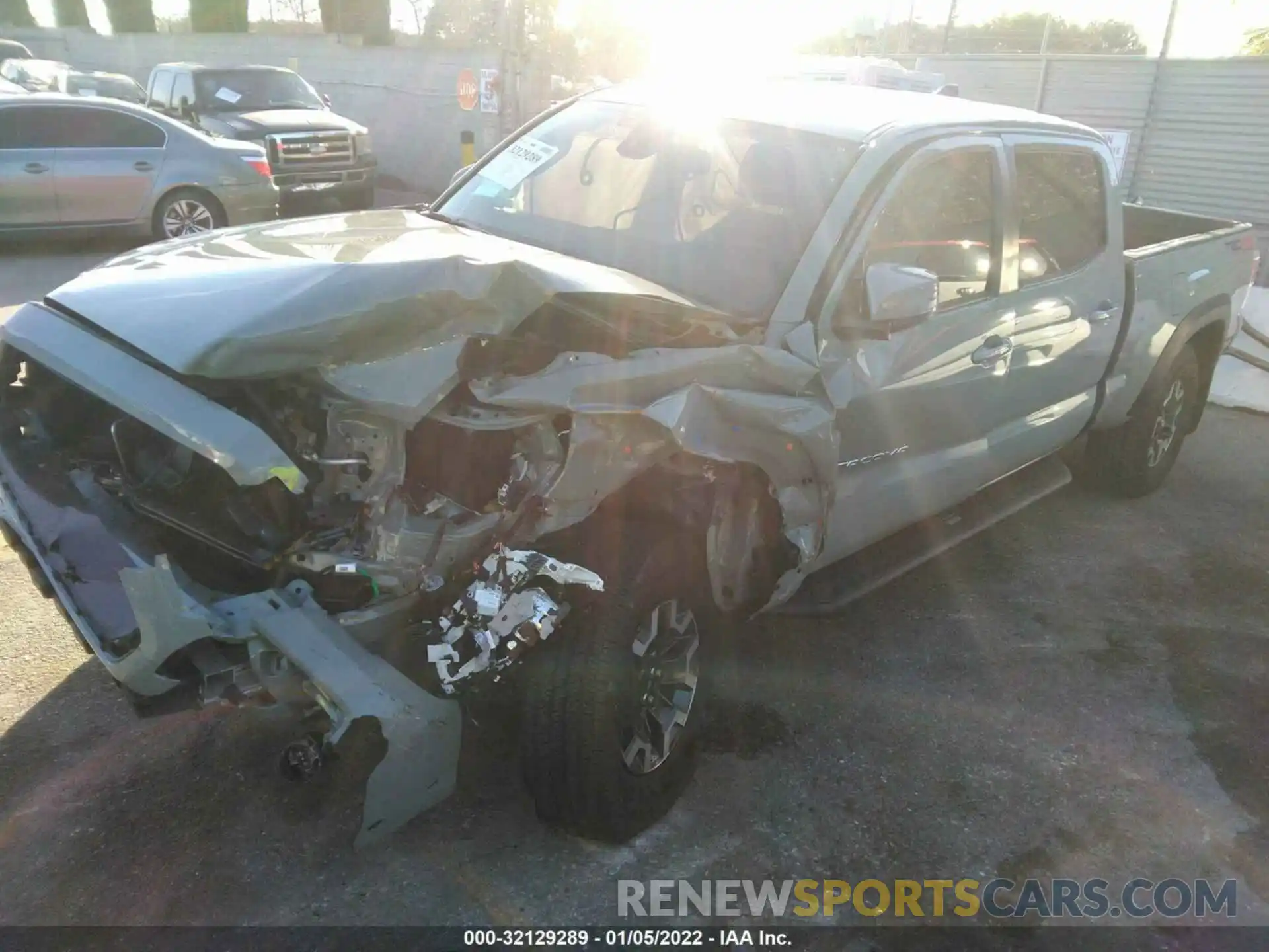 2 Photograph of a damaged car 3TMDZ5BN4NM121485 TOYOTA TACOMA 4WD 2022