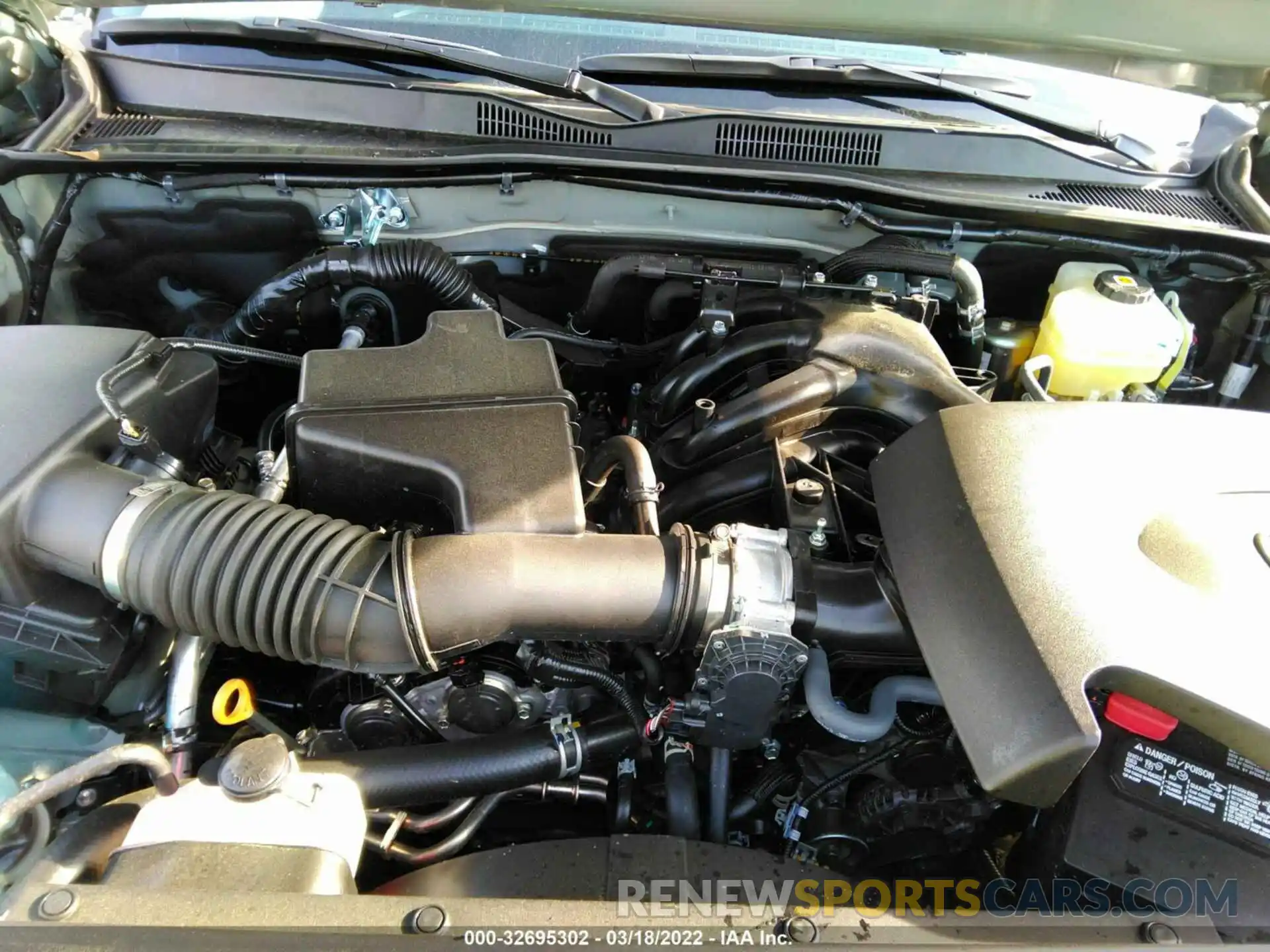 10 Photograph of a damaged car 3TMDZ5BN4NM123950 TOYOTA TACOMA 4WD 2022