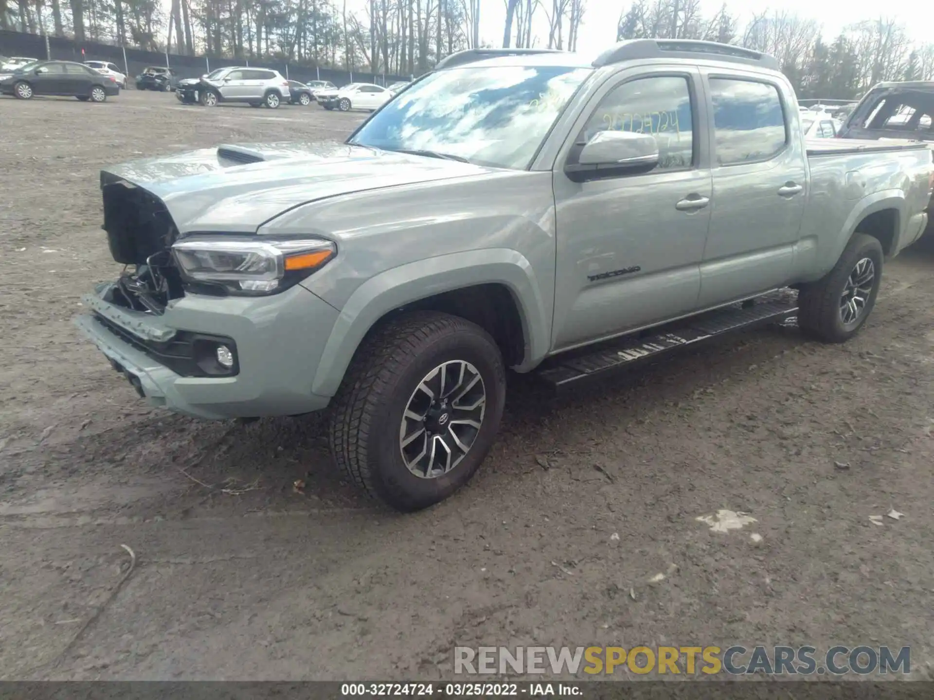 2 Photograph of a damaged car 3TMDZ5BN4NM125147 TOYOTA TACOMA 4WD 2022