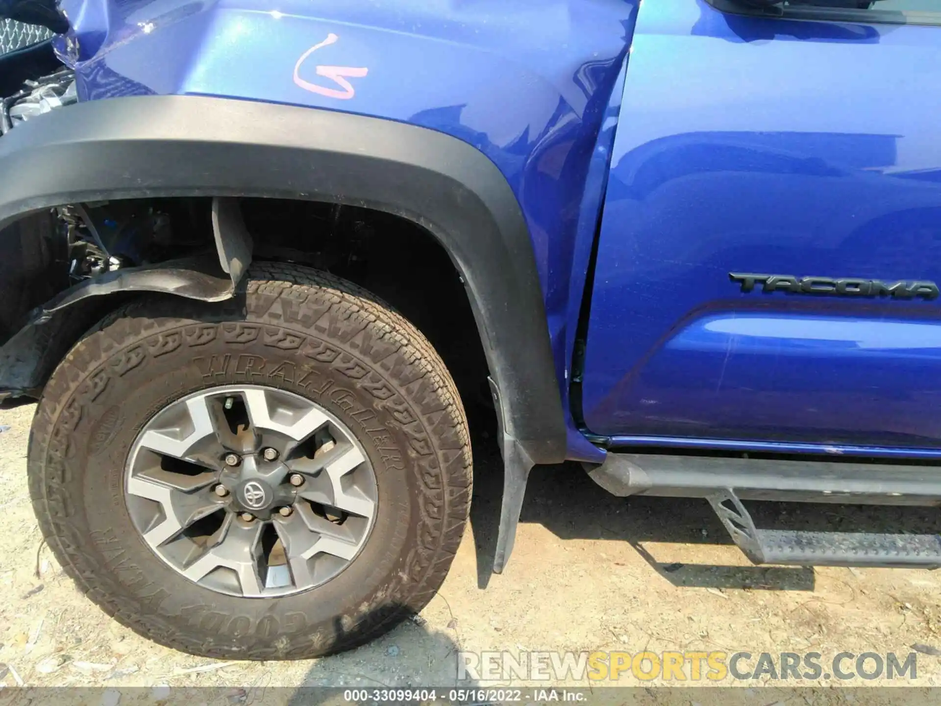 12 Photograph of a damaged car 3TMDZ5BN7NM123702 TOYOTA TACOMA 4WD 2022