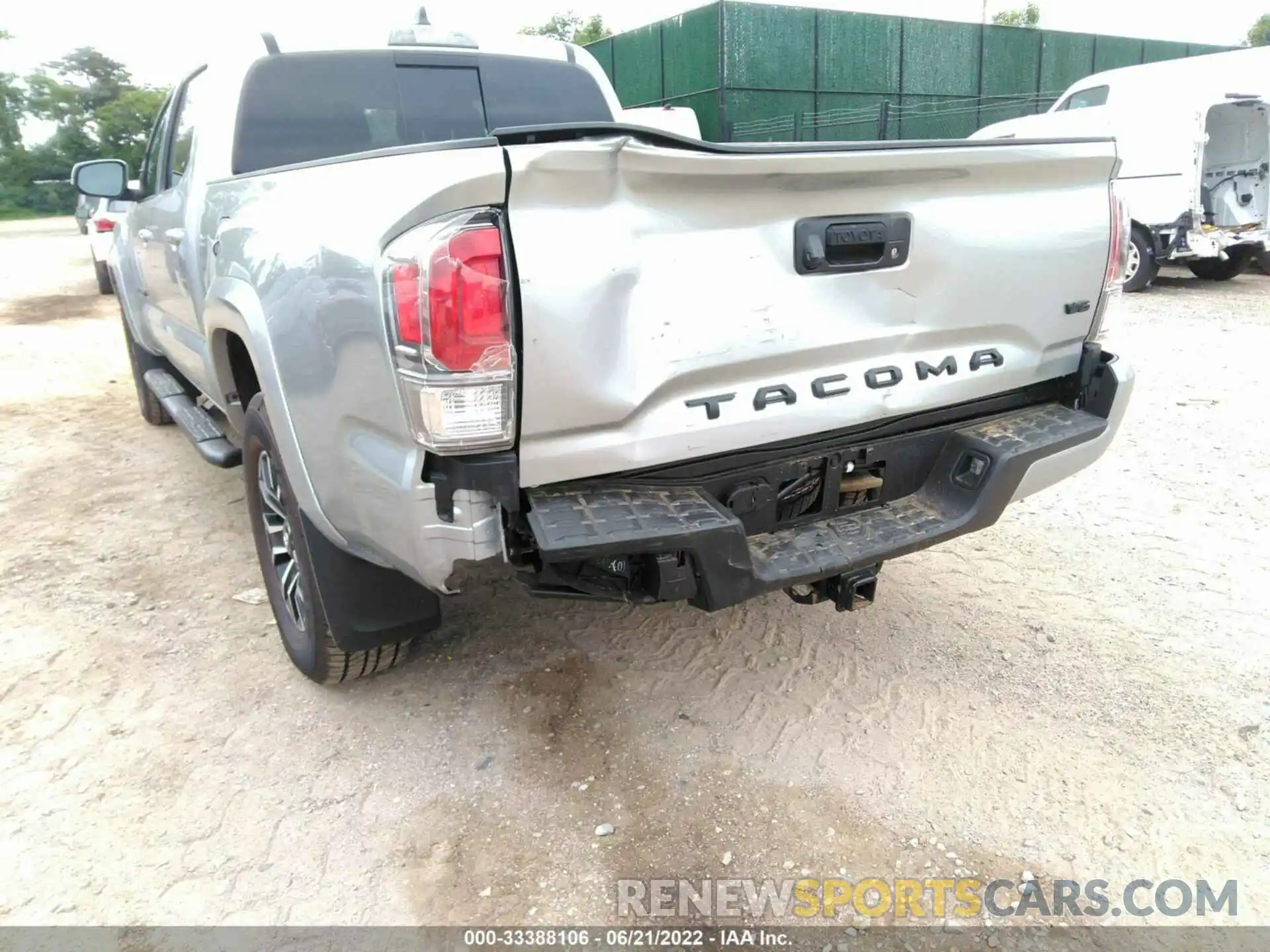 6 Photograph of a damaged car 3TMDZ5BN7NM127586 TOYOTA TACOMA 4WD 2022