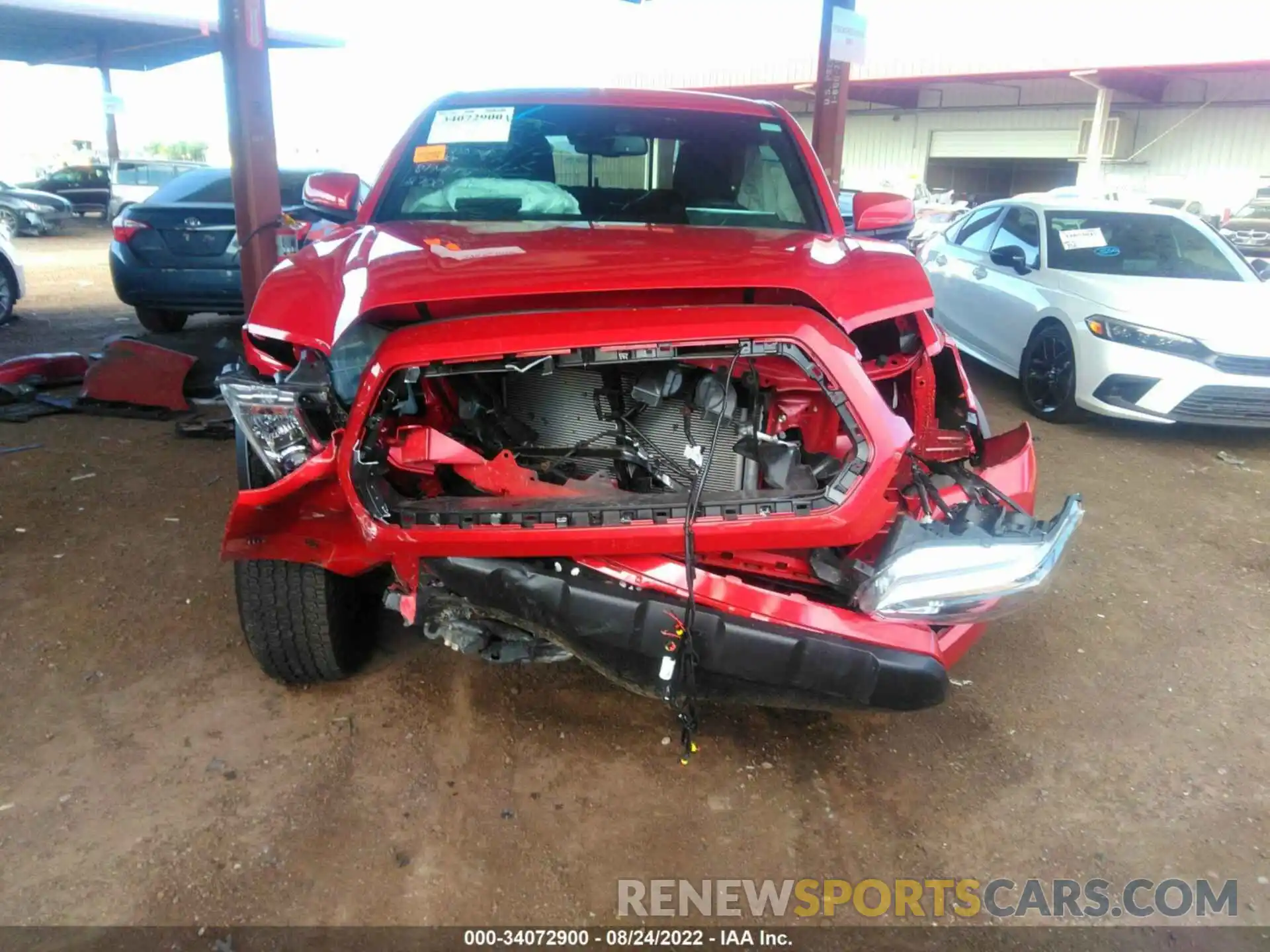 6 Photograph of a damaged car 3TMDZ5BN9NM122700 TOYOTA TACOMA 4WD 2022