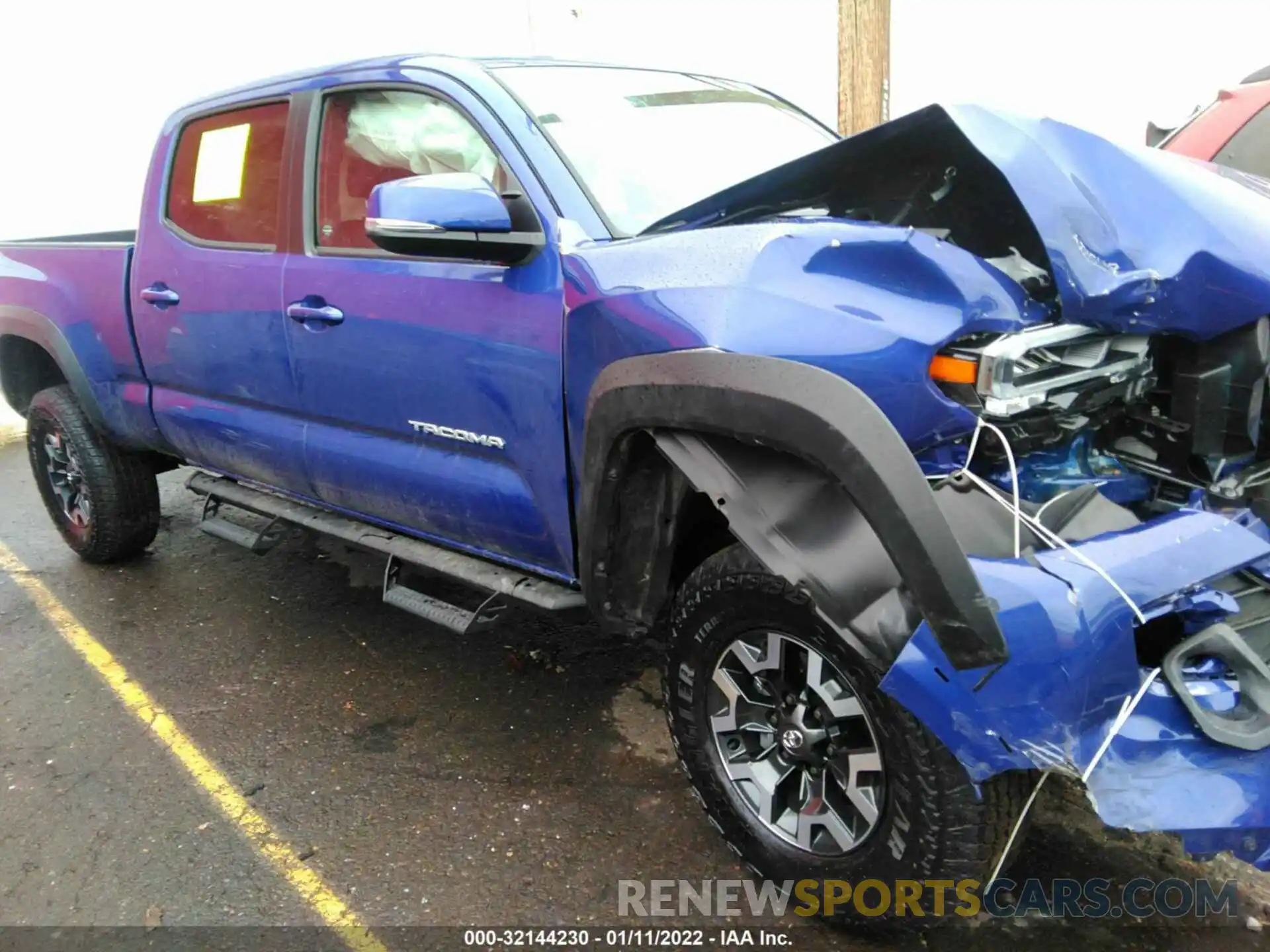 1 Photograph of a damaged car 3TMDZ5BN9NM122762 TOYOTA TACOMA 4WD 2022