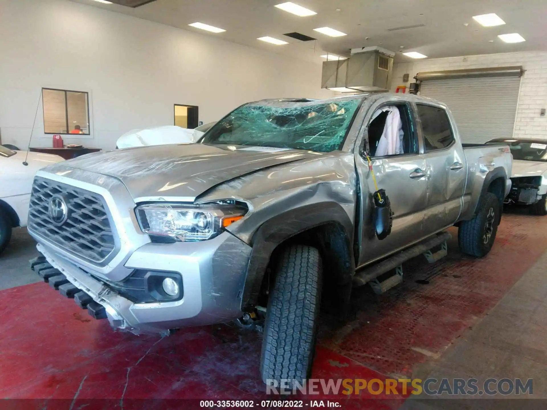 2 Photograph of a damaged car 3TMDZ5BNXNM126304 TOYOTA TACOMA 4WD 2022