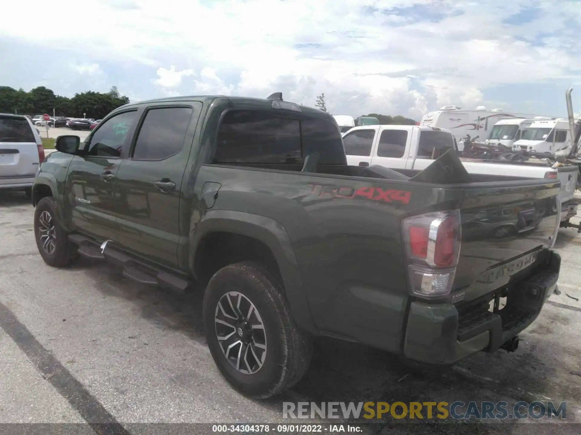 3 Photograph of a damaged car 3TYCZ5AN1NT081979 TOYOTA TACOMA 4WD 2022