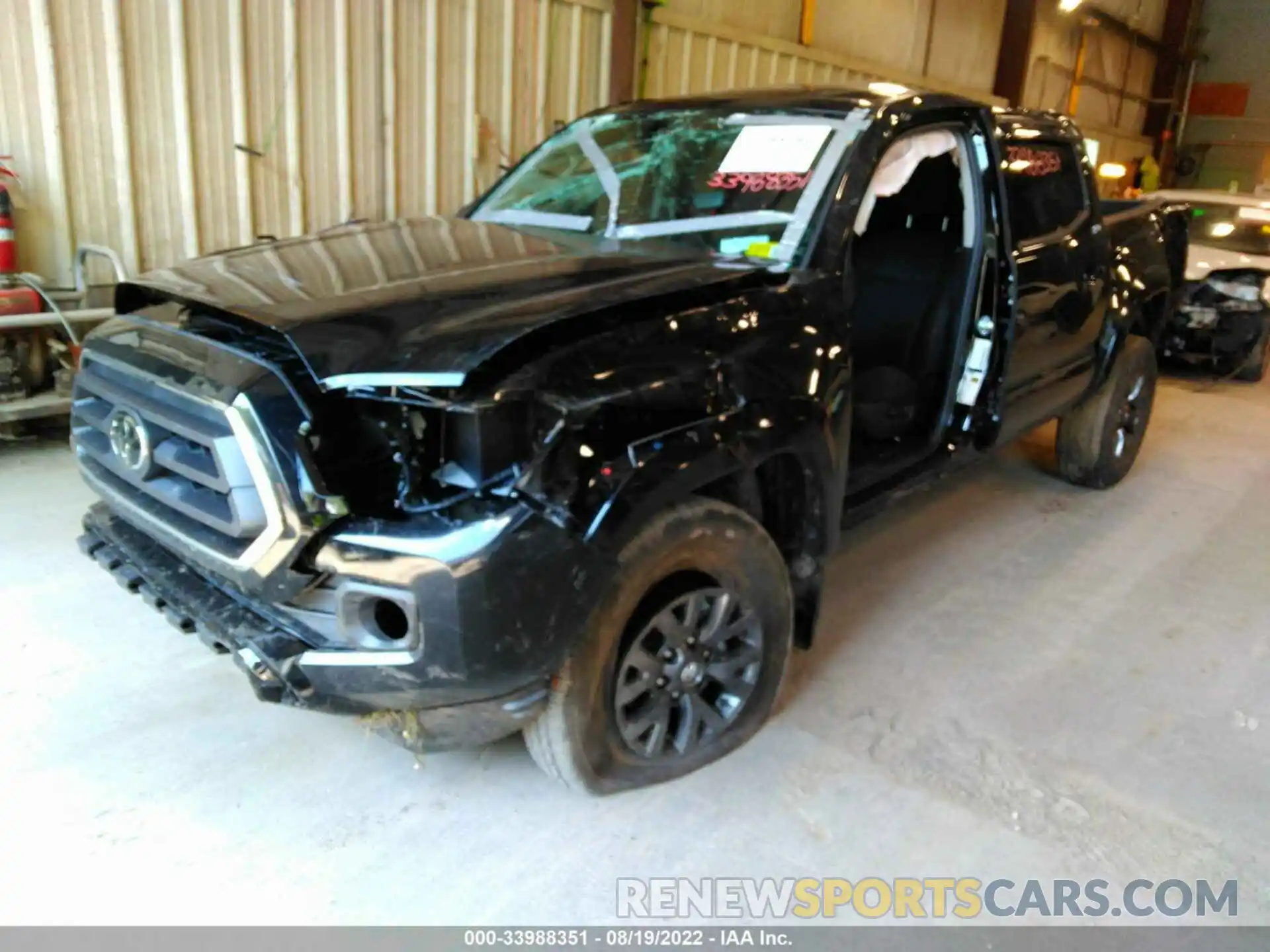 2 Photograph of a damaged car 3TYCZ5AN4NT087405 TOYOTA TACOMA 4WD 2022