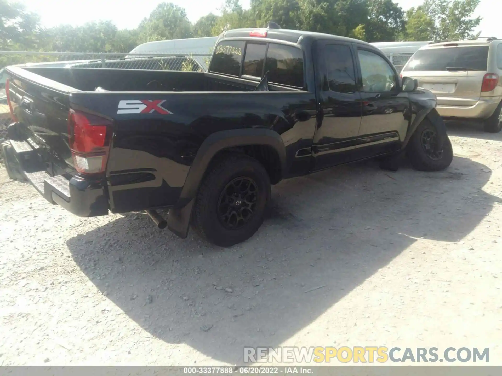 4 Photograph of a damaged car 3TYSX5EN2NT013413 TOYOTA TACOMA 4WD 2022