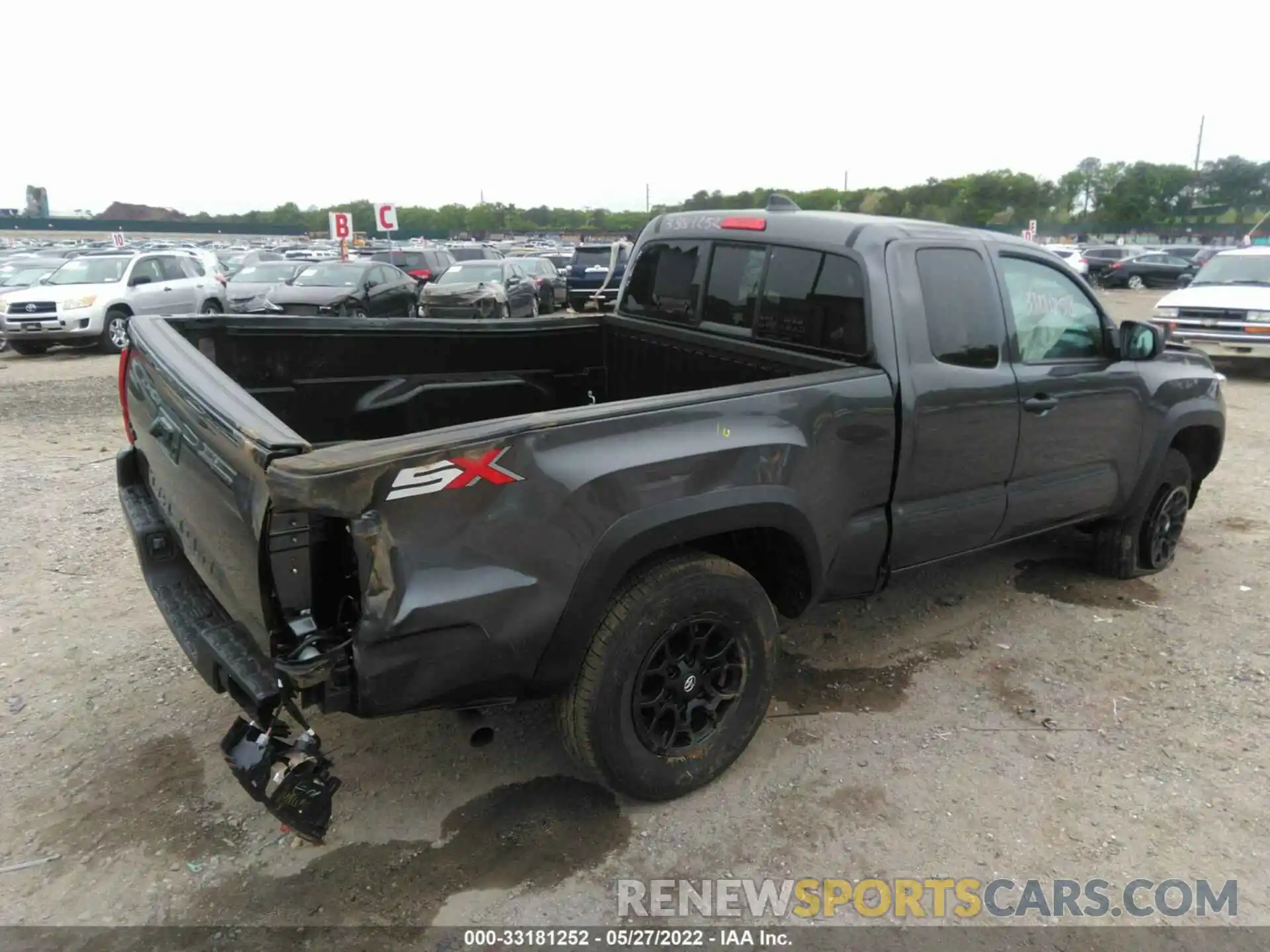 4 Photograph of a damaged car 3TYSX5EN8NT013626 TOYOTA TACOMA 4WD 2022