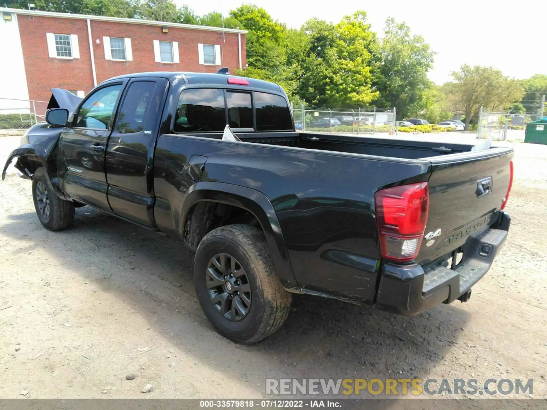 3 Photograph of a damaged car 3TYSZ5AN4NT076903 TOYOTA TACOMA 4WD 2022