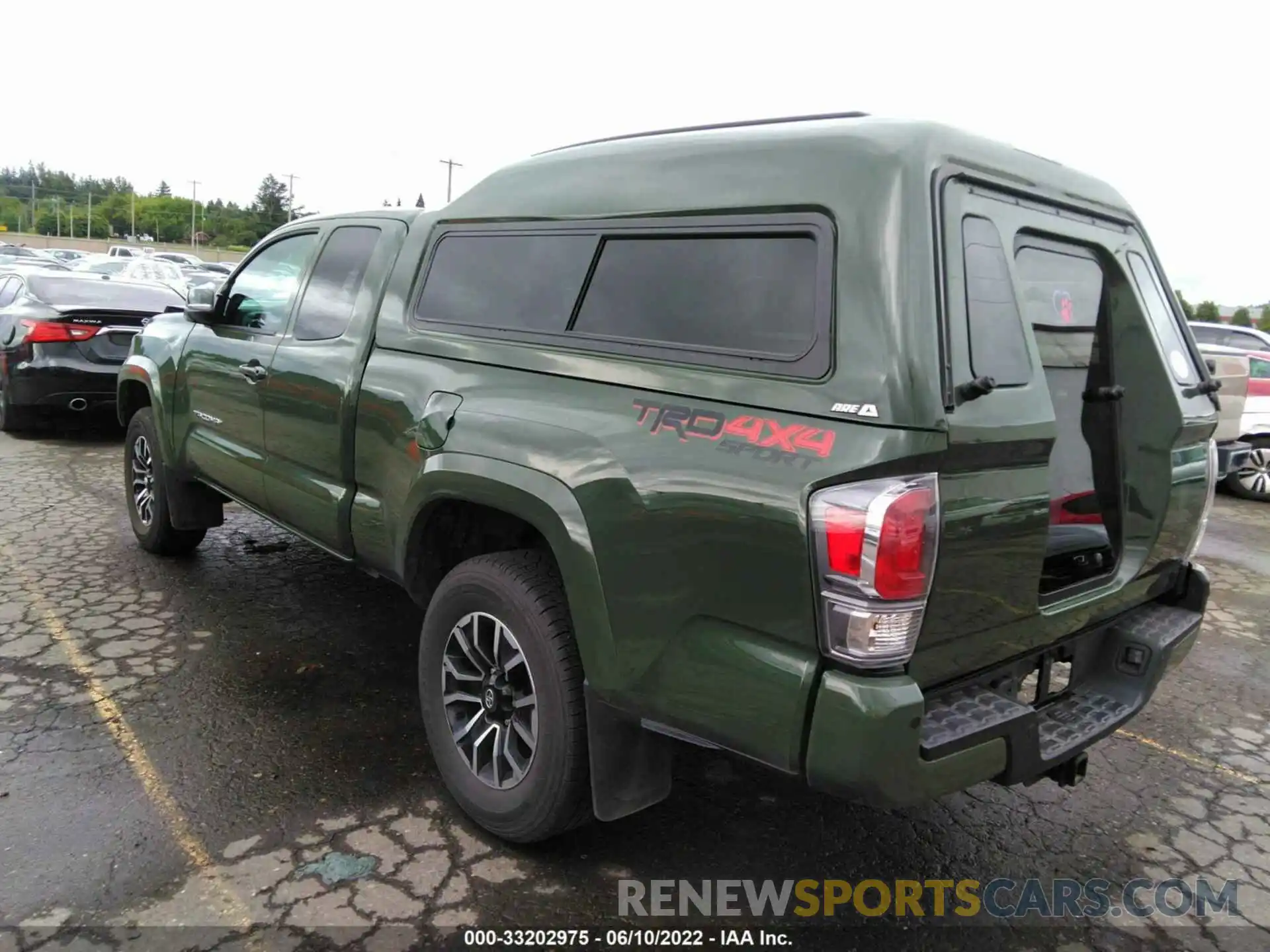 3 Photograph of a damaged car 3TYSZ5AN9NT056369 TOYOTA TACOMA 4WD 2022