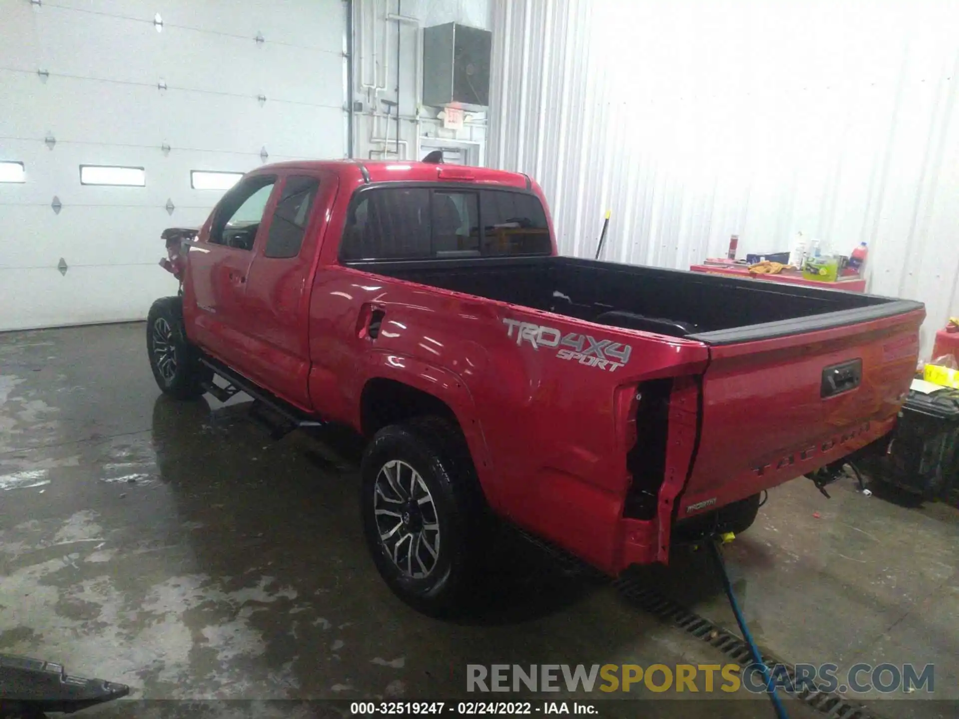 3 Photograph of a damaged car 3TYSZ5AN9NT058994 TOYOTA TACOMA 4WD 2022