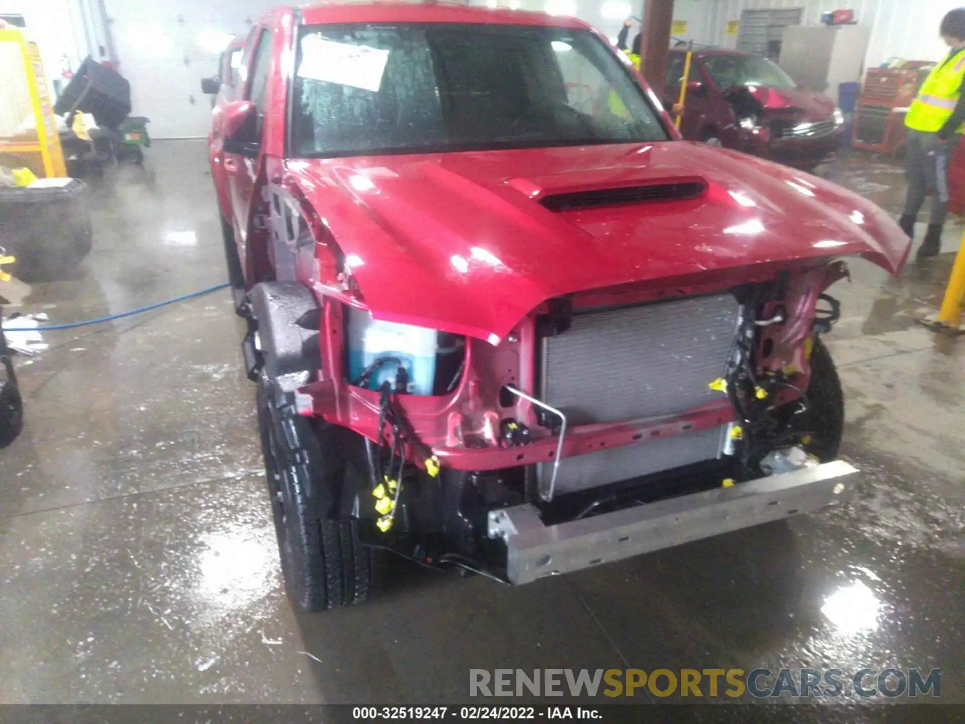 6 Photograph of a damaged car 3TYSZ5AN9NT058994 TOYOTA TACOMA 4WD 2022