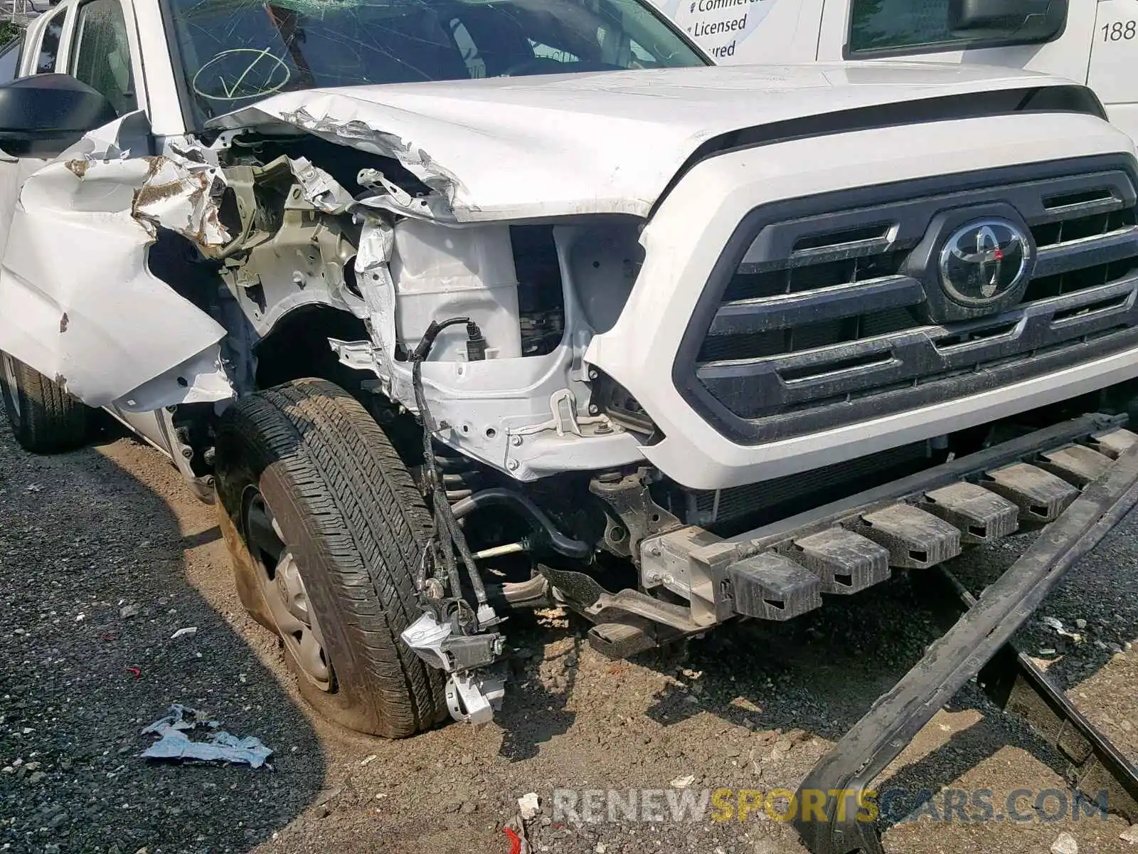 9 Photograph of a damaged car 5TFRX5GN2KX147643 TOYOTA TACOMA ACC 2019