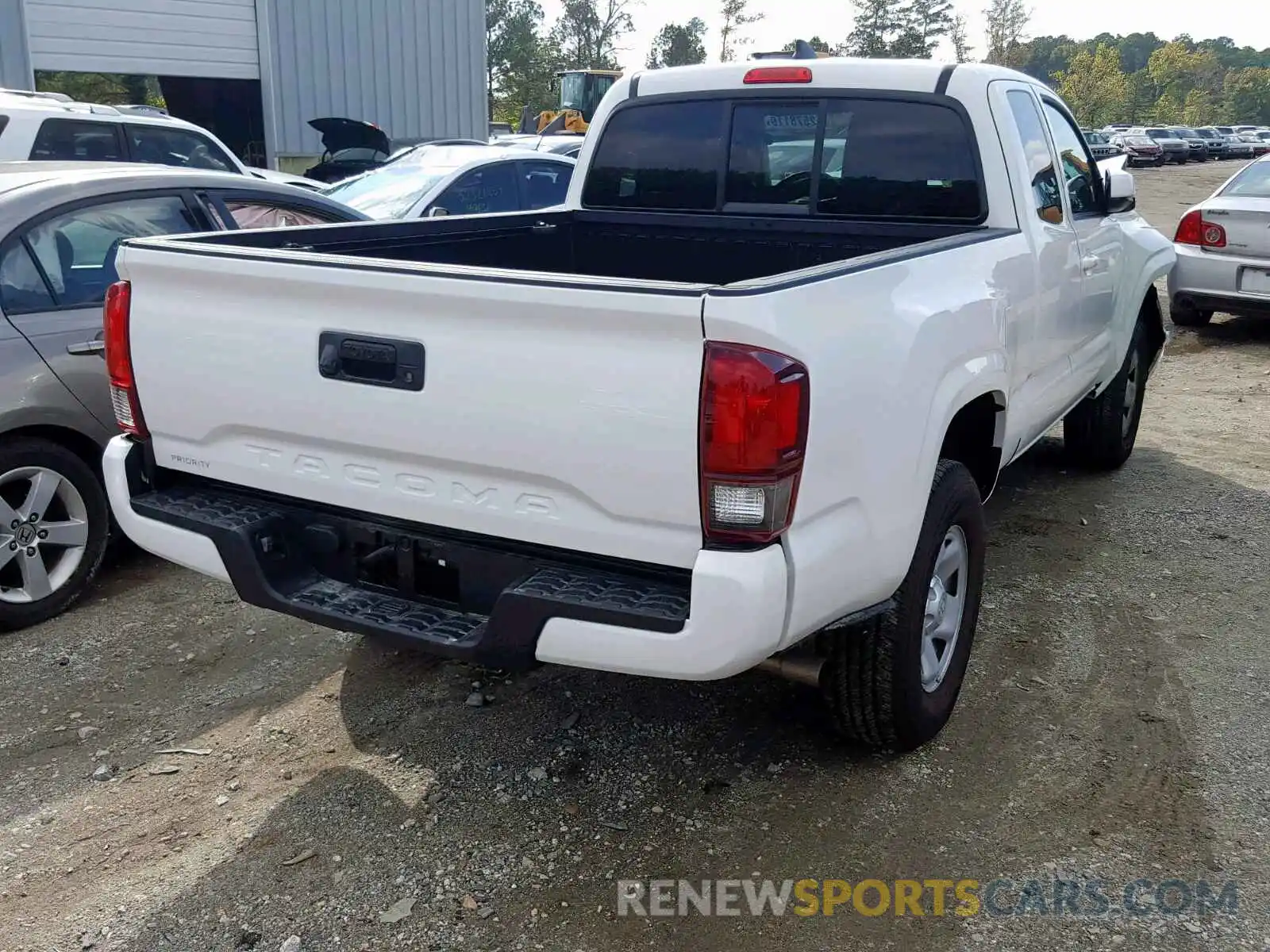 4 Photograph of a damaged car 5TFRX5GN2KX159288 TOYOTA TACOMA ACC 2019