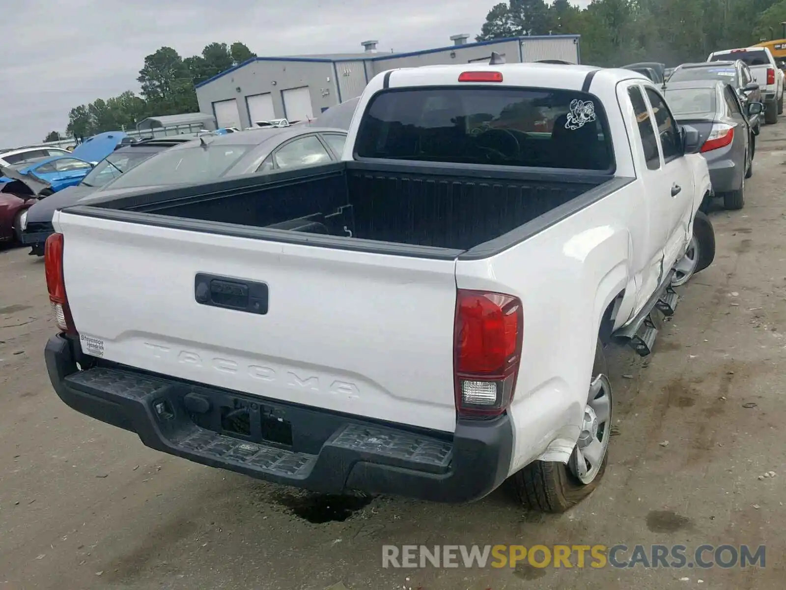 4 Фотография поврежденного автомобиля 5TFRX5GN3KX151622 TOYOTA TACOMA ACC 2019