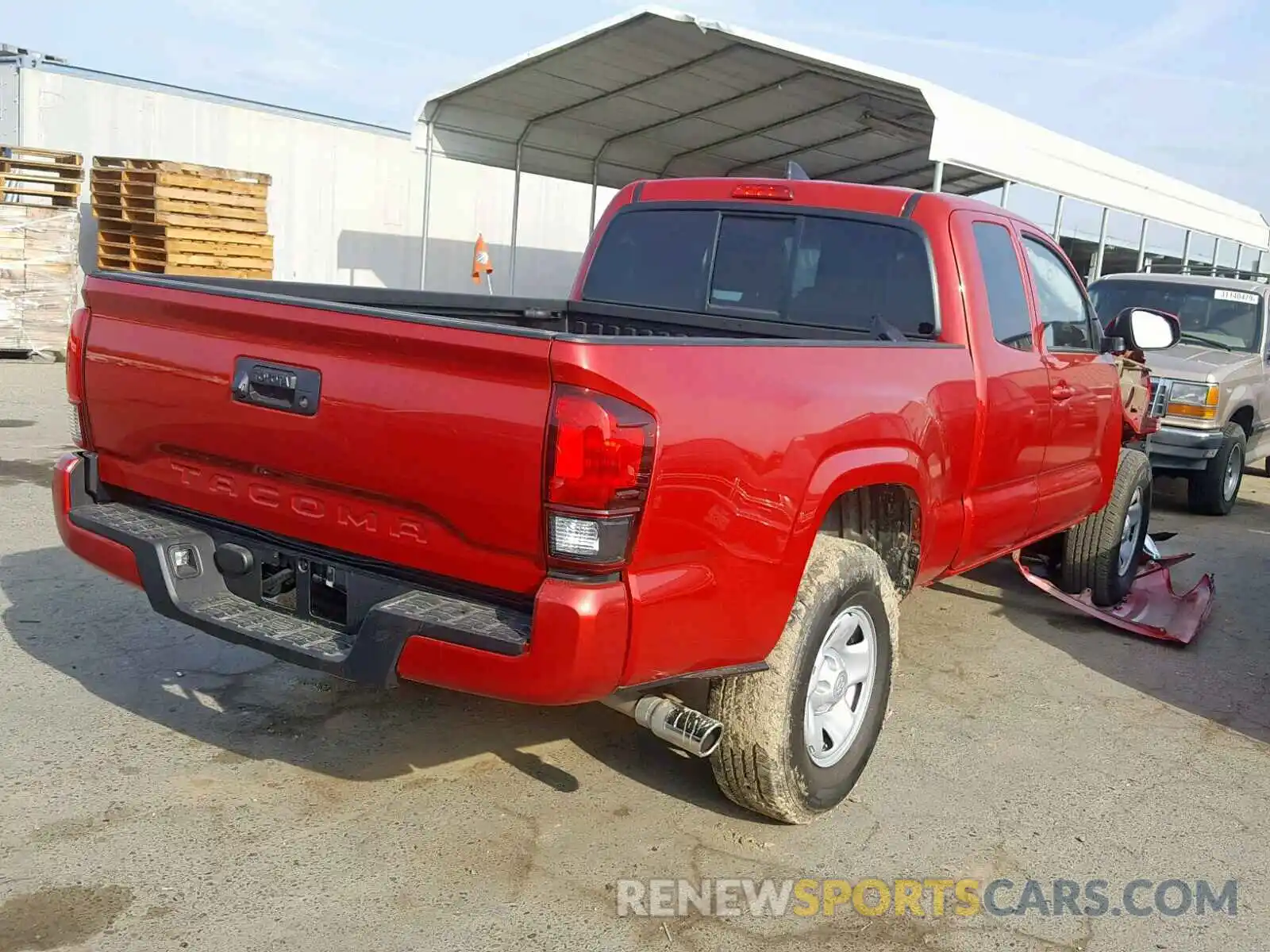 4 Photograph of a damaged car 5TFRX5GN5KX136944 TOYOTA TACOMA ACC 2019