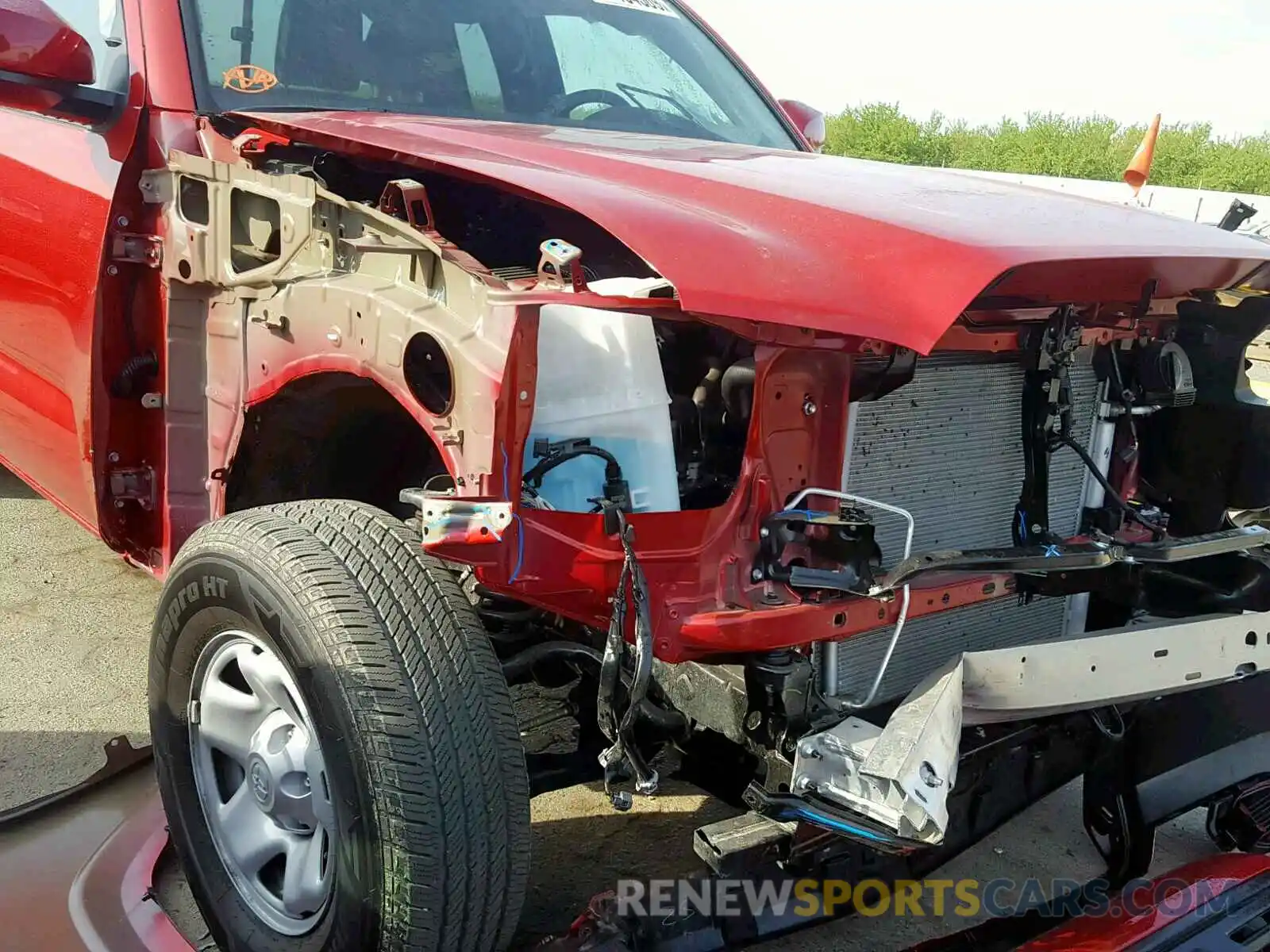 9 Photograph of a damaged car 5TFRX5GN5KX136944 TOYOTA TACOMA ACC 2019