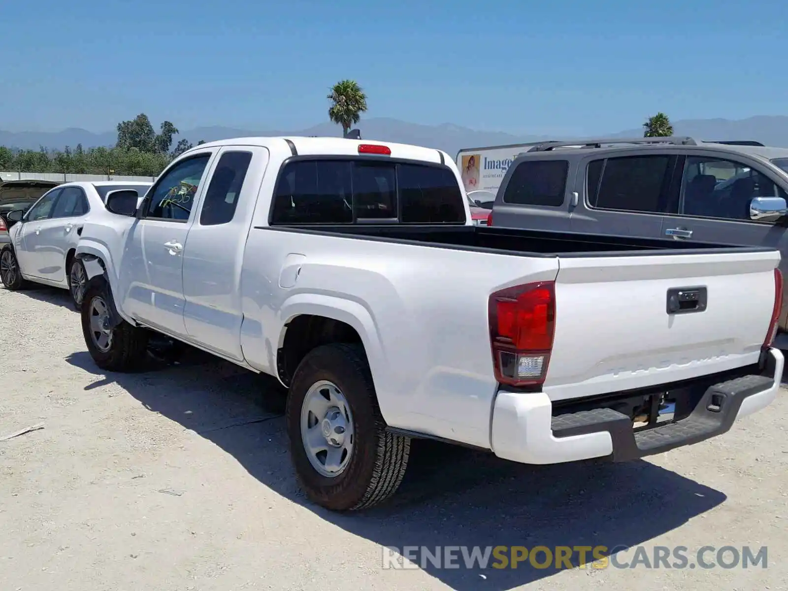 3 Photograph of a damaged car 5TFRX5GN5KX149984 TOYOTA TACOMA ACC 2019