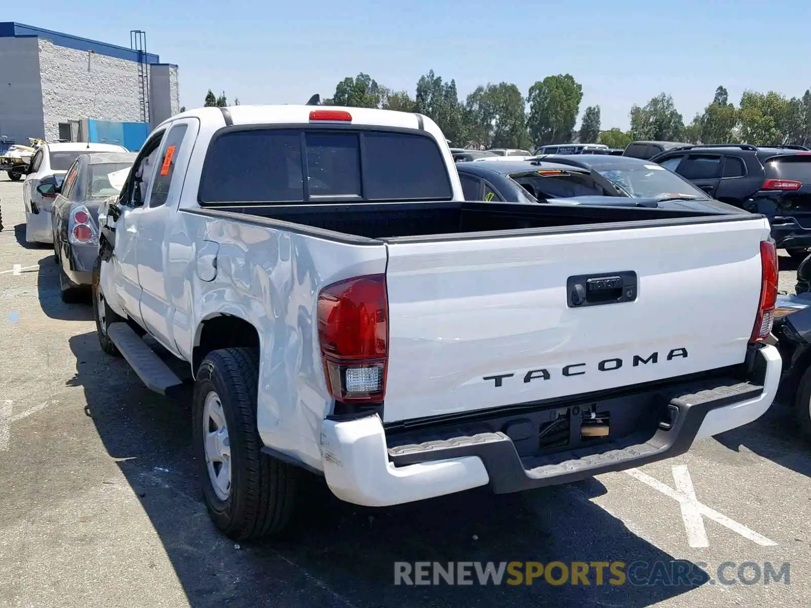 3 Photograph of a damaged car 5TFRX5GN7KX150280 TOYOTA TACOMA ACC 2019