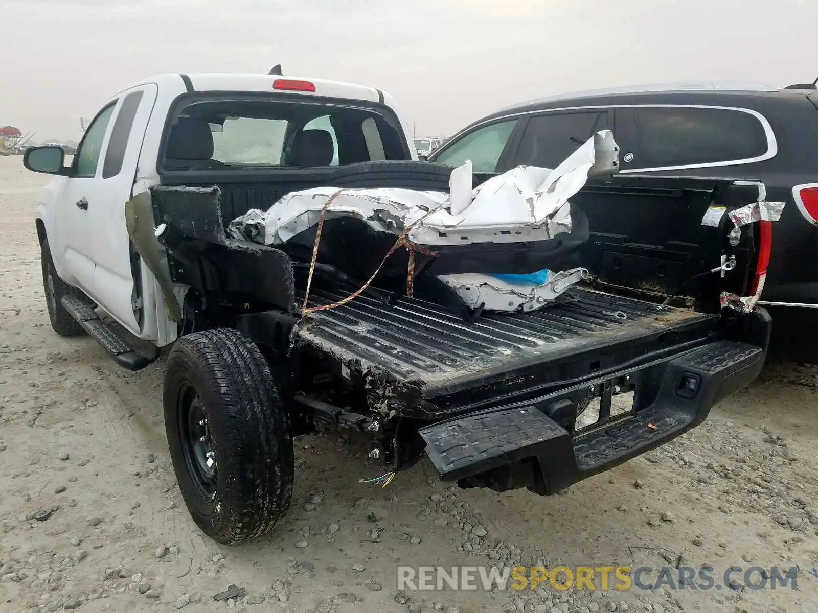 3 Photograph of a damaged car 5TFRX5GNXKX137040 TOYOTA TACOMA ACC 2019