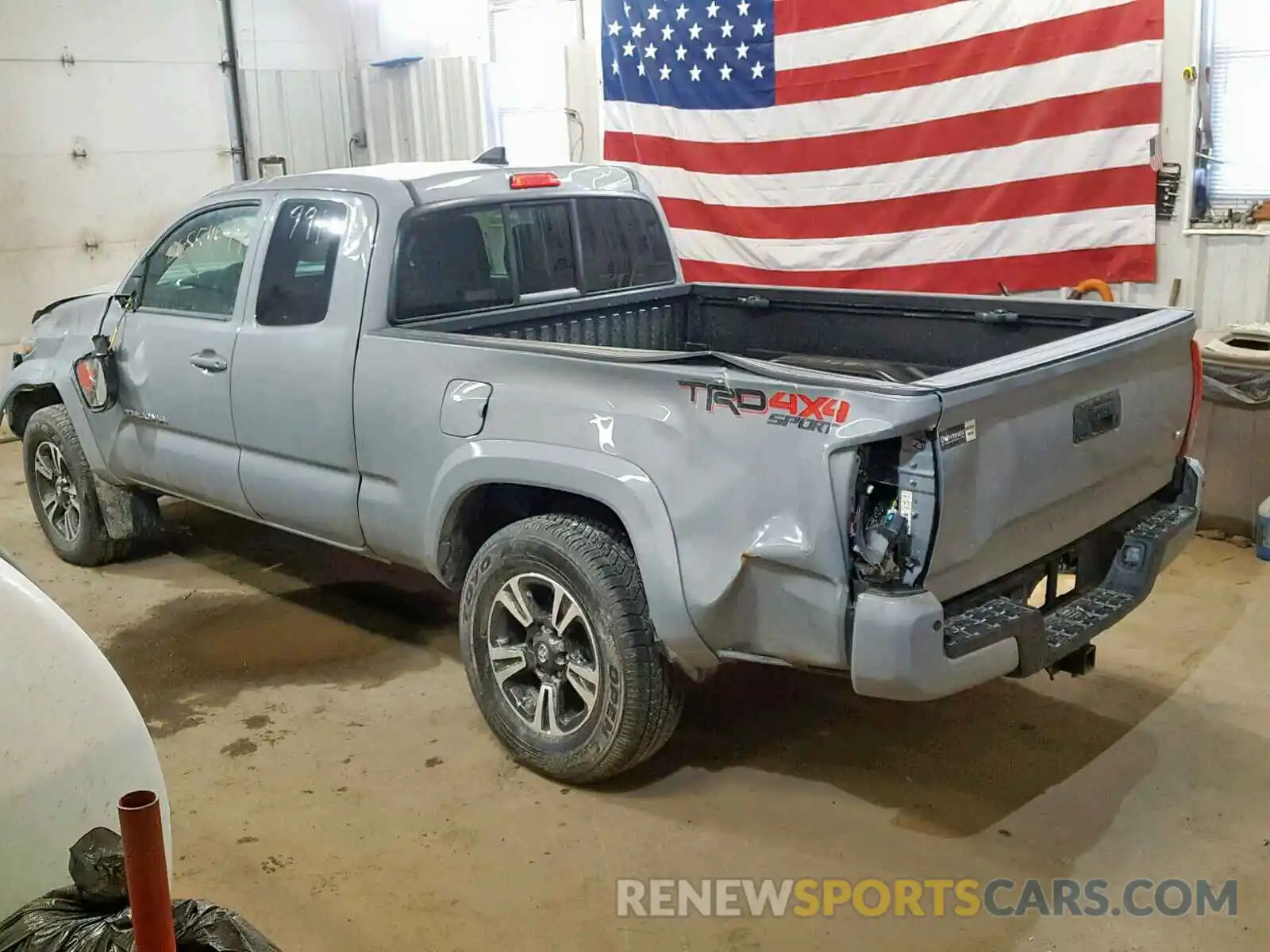 3 Photograph of a damaged car 5TFSZ5AN3KX178551 TOYOTA TACOMA ACC 2019