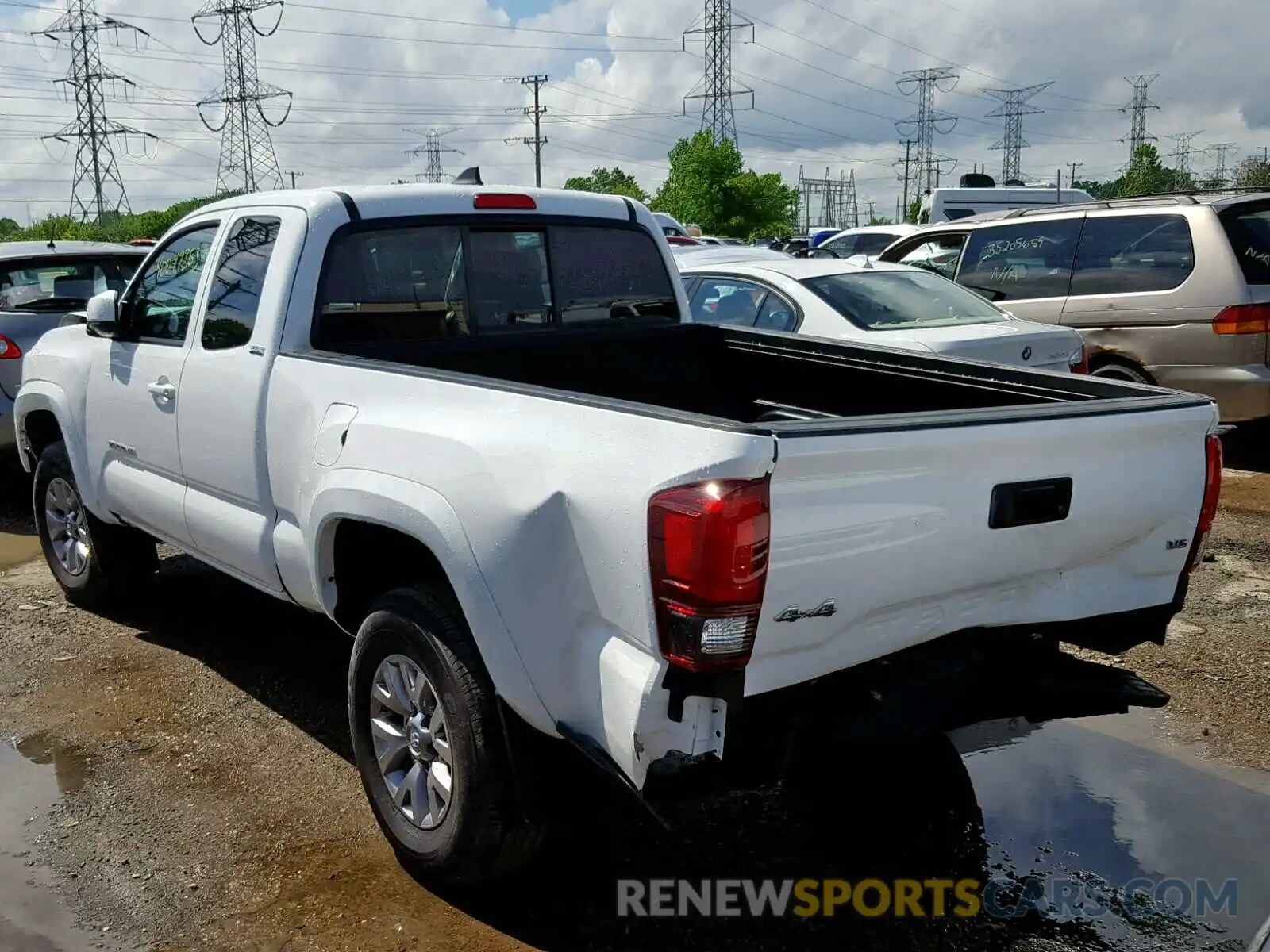 3 Photograph of a damaged car 5TFSZ5AN5KX170712 TOYOTA TACOMA ACC 2019