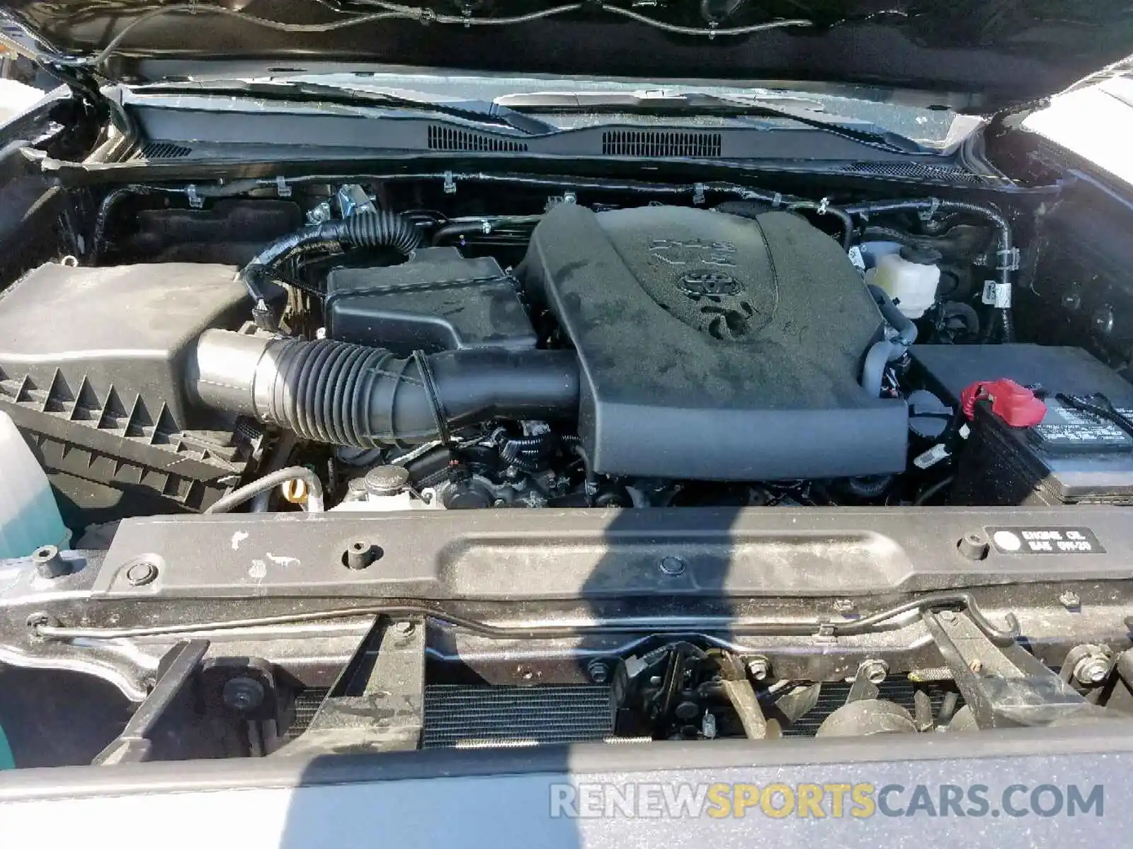 7 Photograph of a damaged car 3TMAZ5CN1KM083470 TOYOTA TACOMA DOU 2019