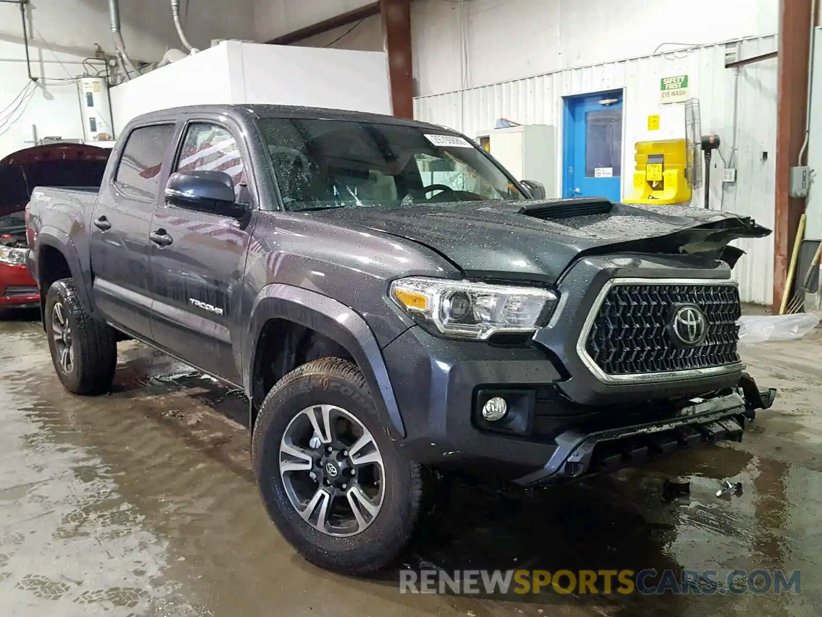 1 Photograph of a damaged car 3TMAZ5CN2KM079203 TOYOTA TACOMA DOU 2019