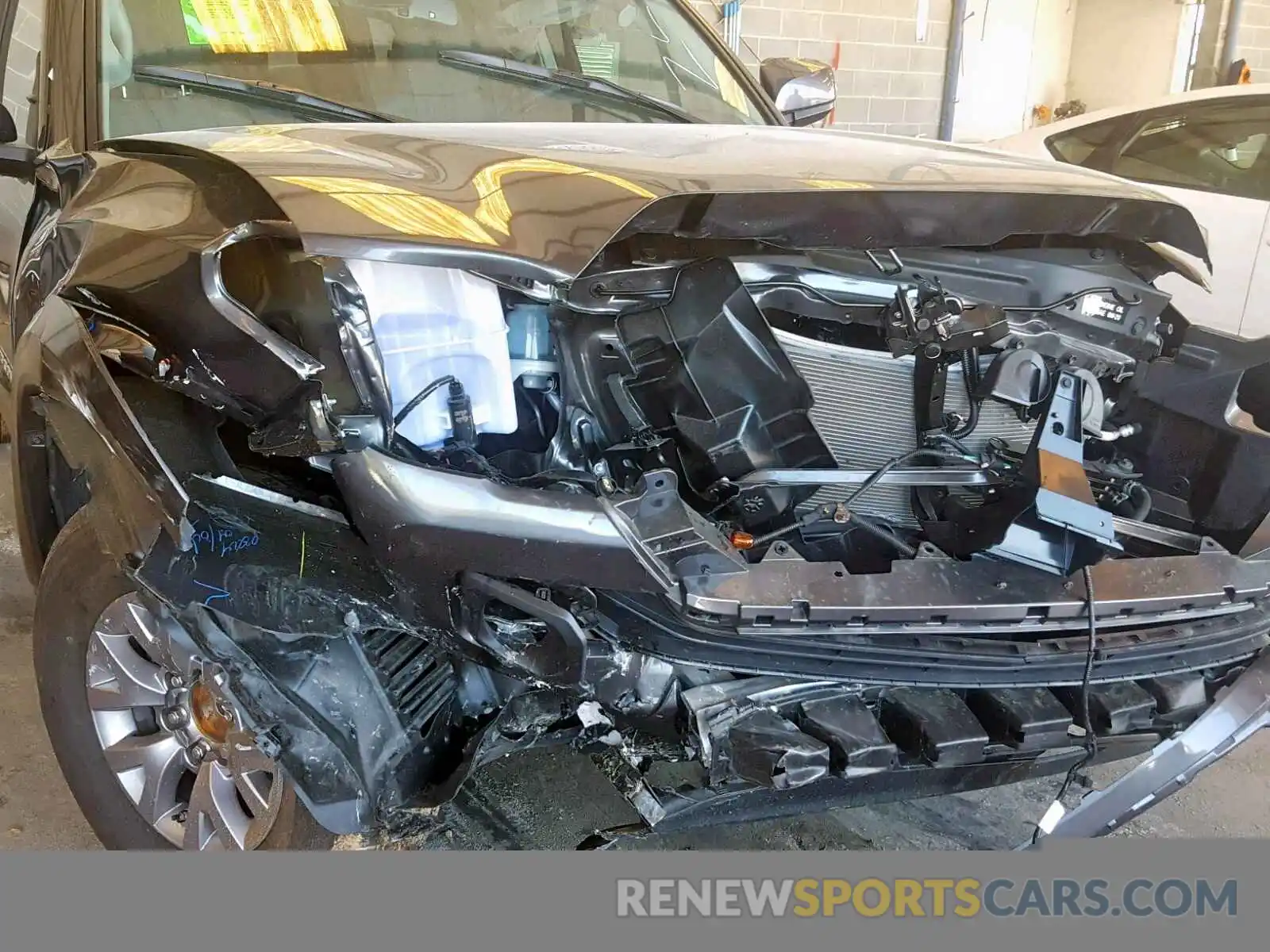 9 Photograph of a damaged car 3TMAZ5CN2KM083347 TOYOTA TACOMA DOU 2019